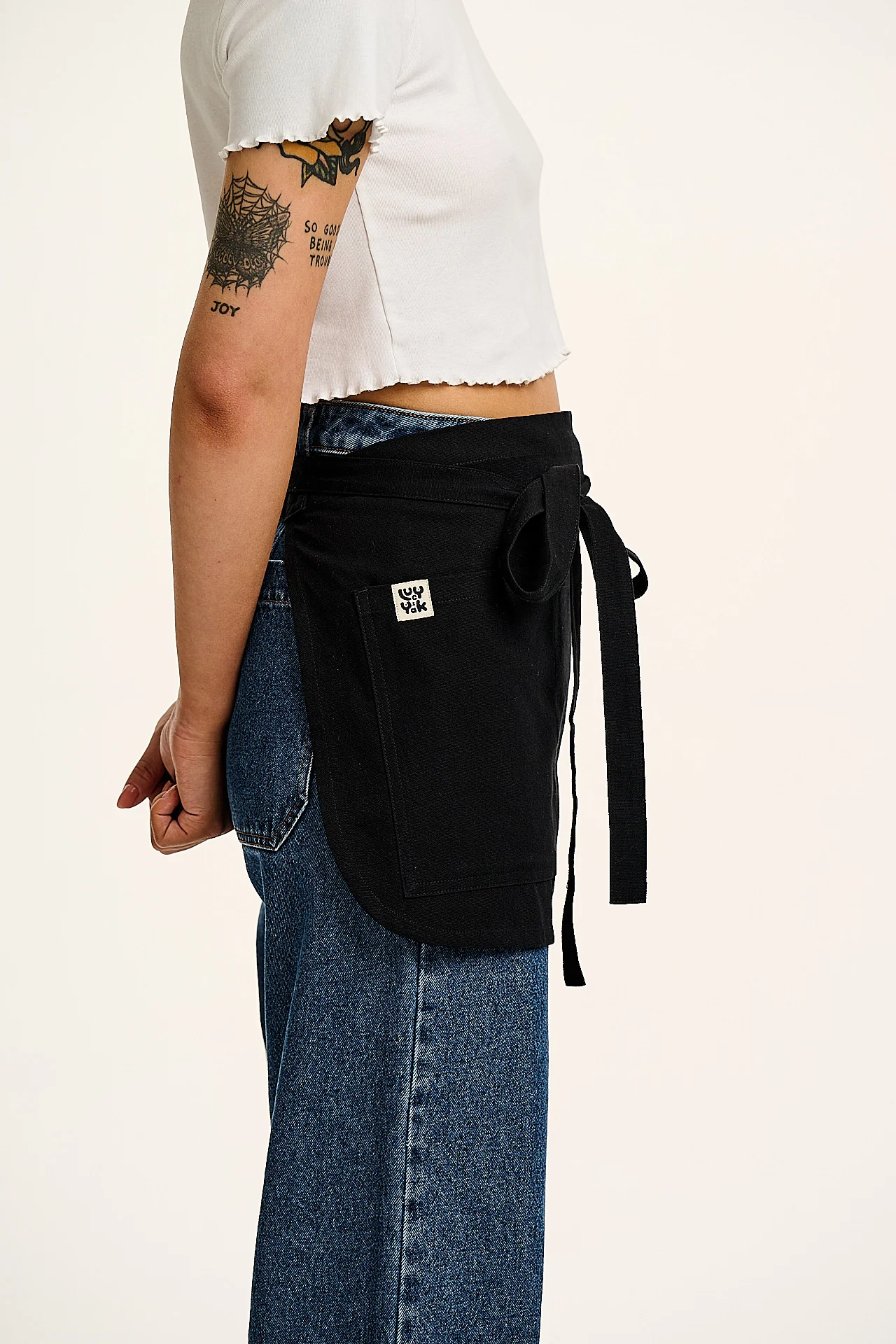 Millau - Midweight Cotton Waist Apron in Black