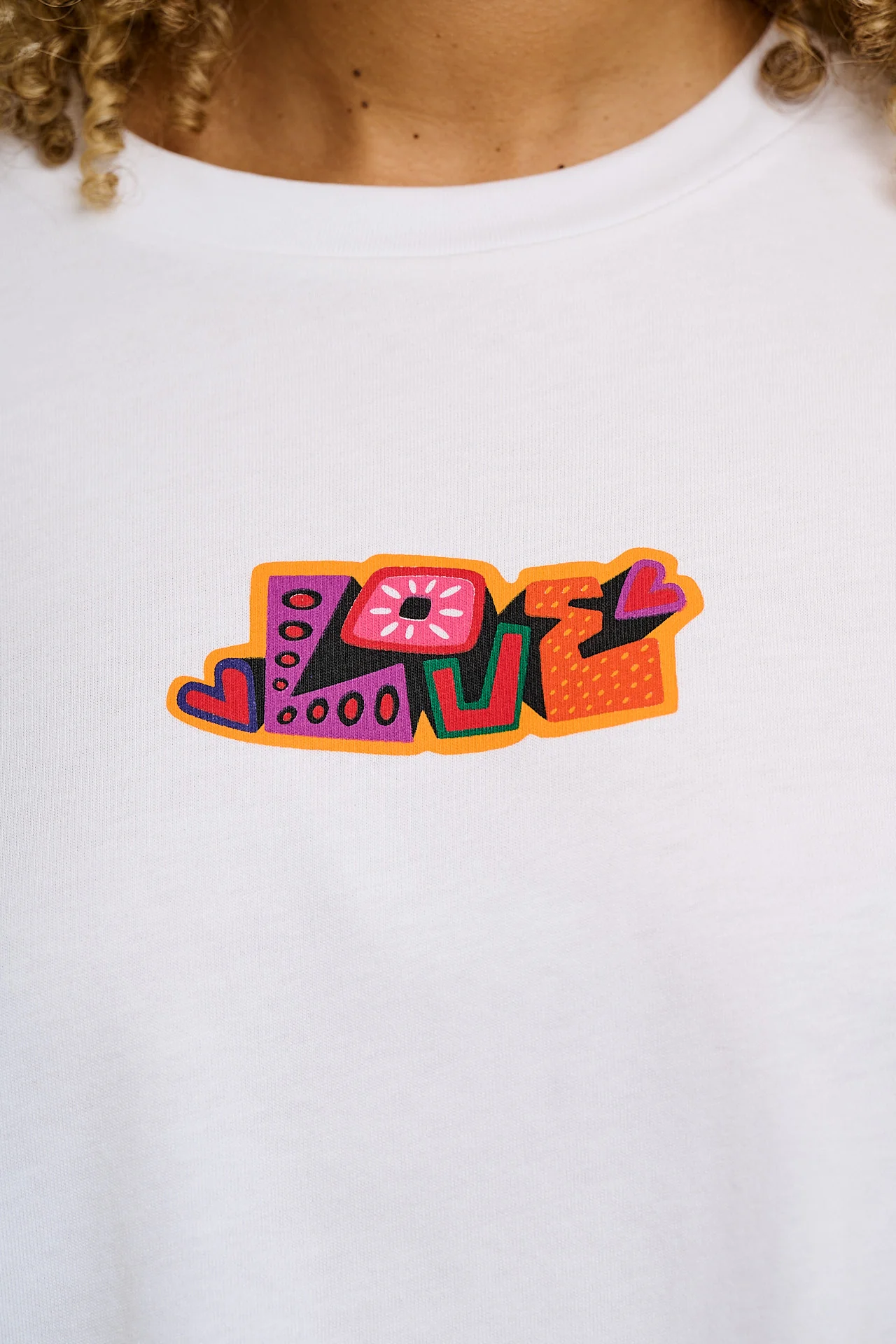 L.E. Benny - Oversized Cotton Tee in Artist Print by Amanda Lobos