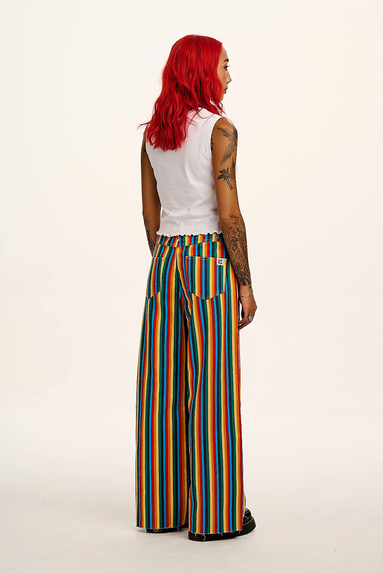Carter - High Waisted Jeans in Rainbow Print