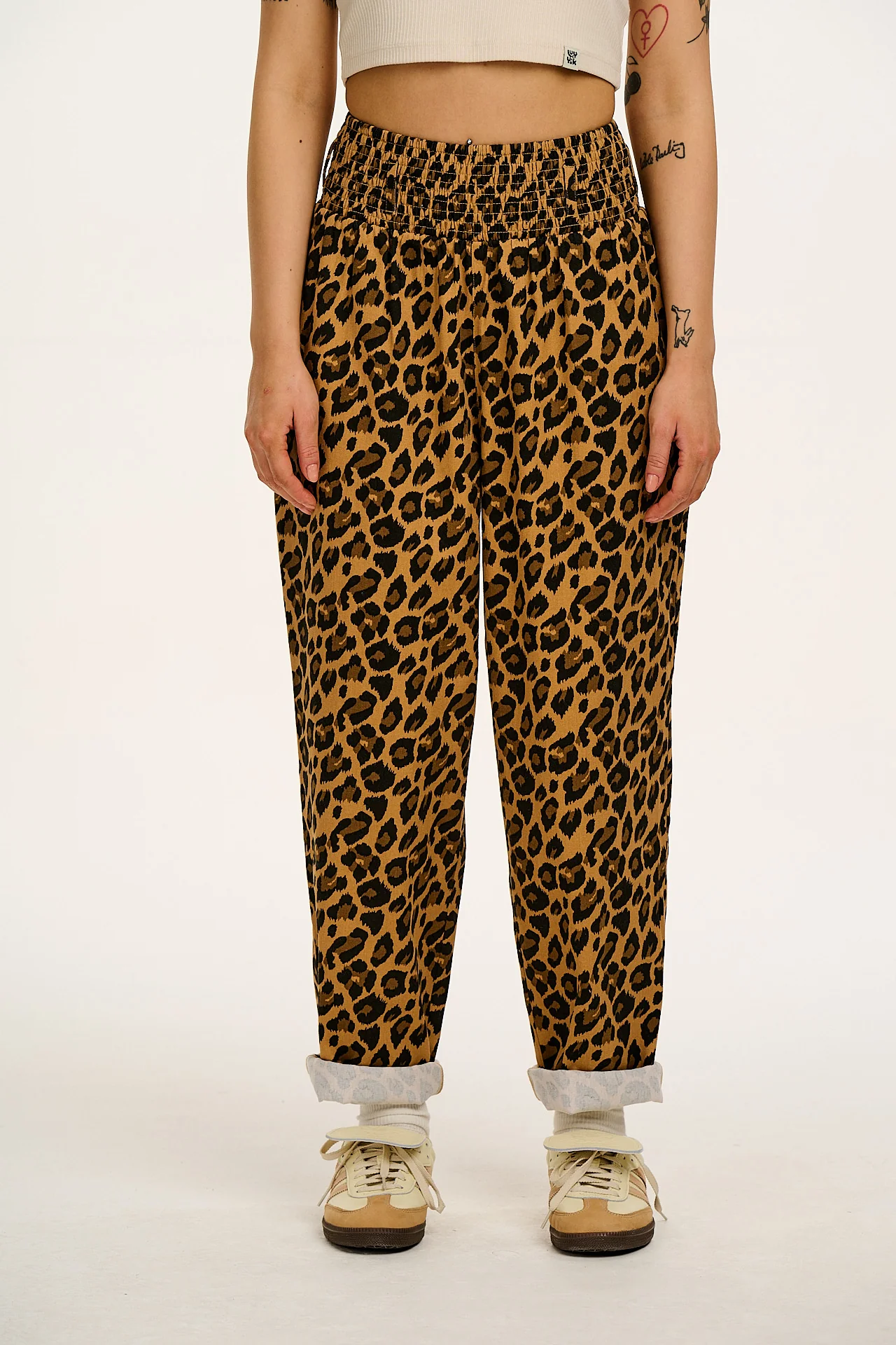 Alexa - Cotton Trousers in Leopard Print