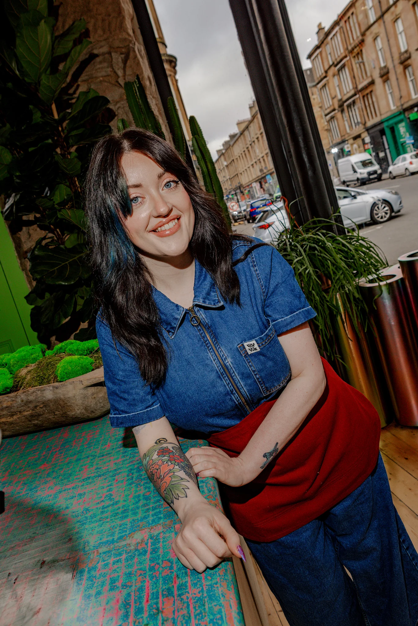 Millau - Midweight Cotton Waist Apron in Maroon