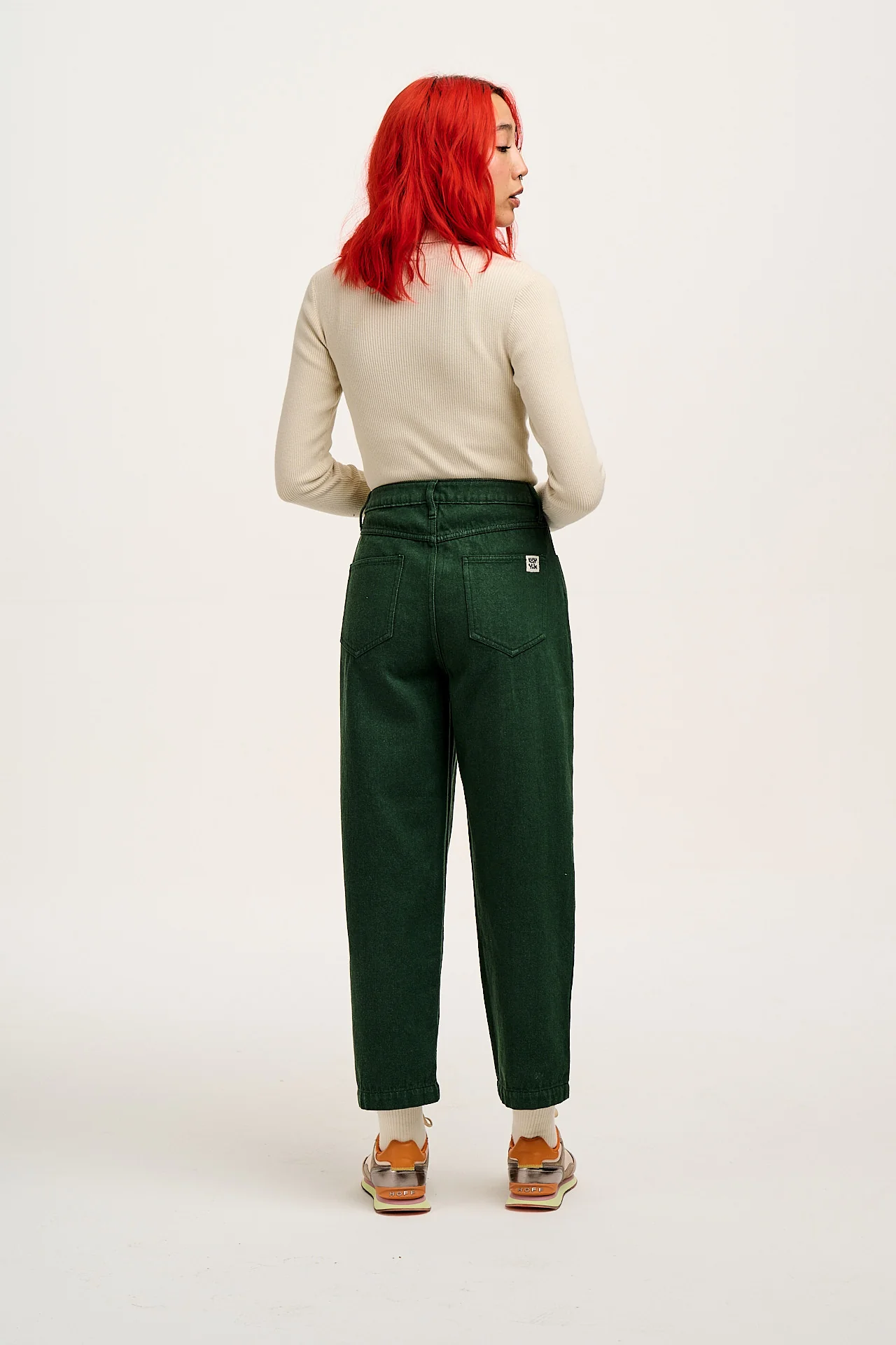 Drew - Cropped Straight Leg Denim Jeans in Posy Green