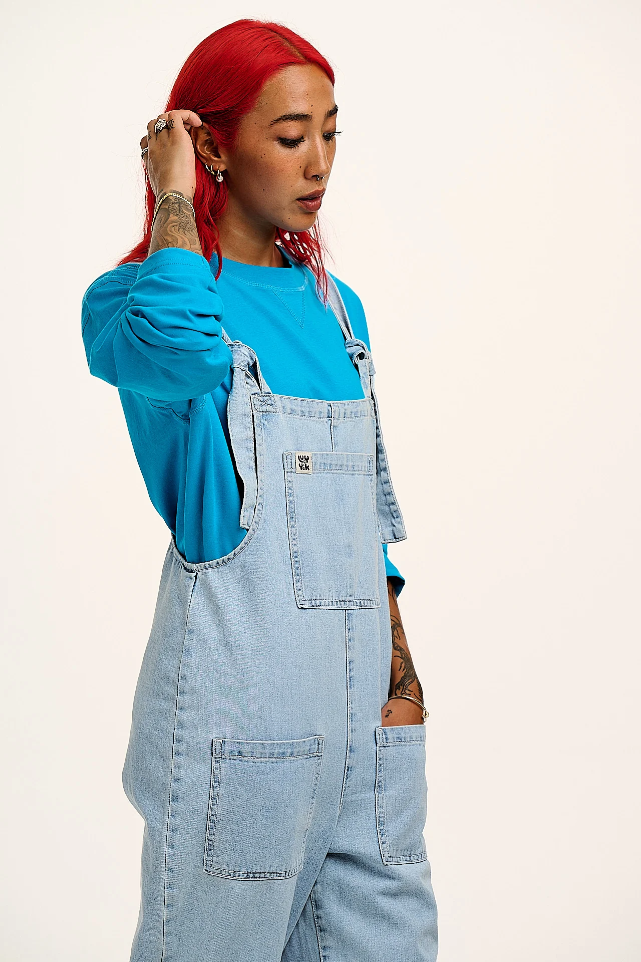 Murat - Long Sleeve Lightweight Cotton Tee in Hawaiian Blue