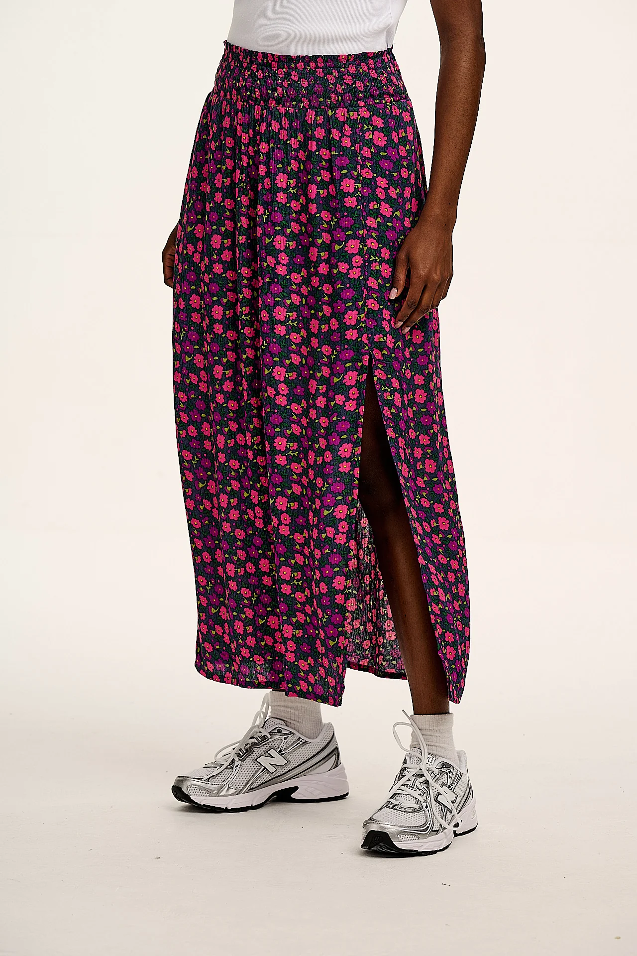 Poppy - Elasticated Waist Skirt in Purple Ditsy Floral Print