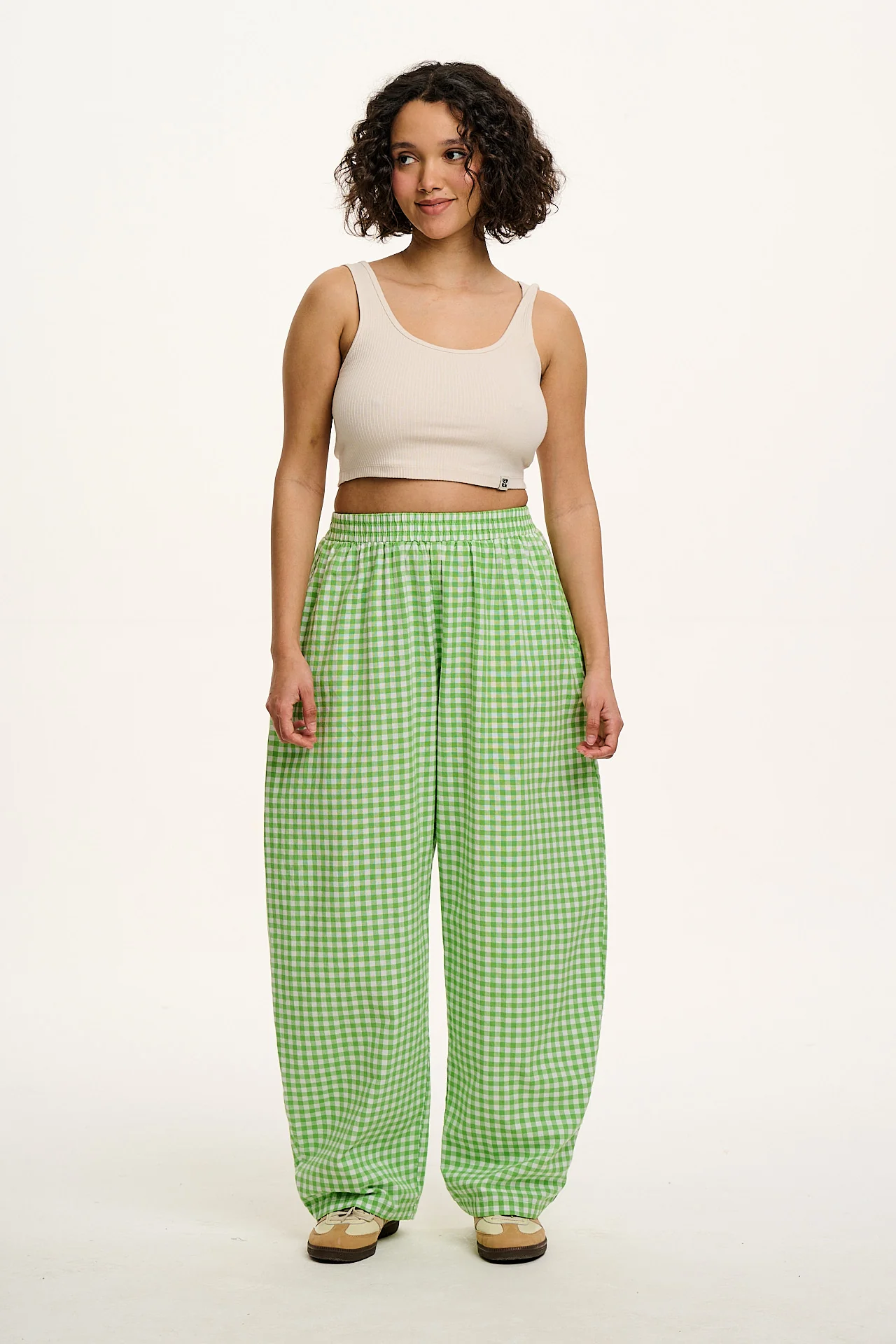 Freddie - Barrel Leg Cotton Trousers in Green Bonitto Gingham