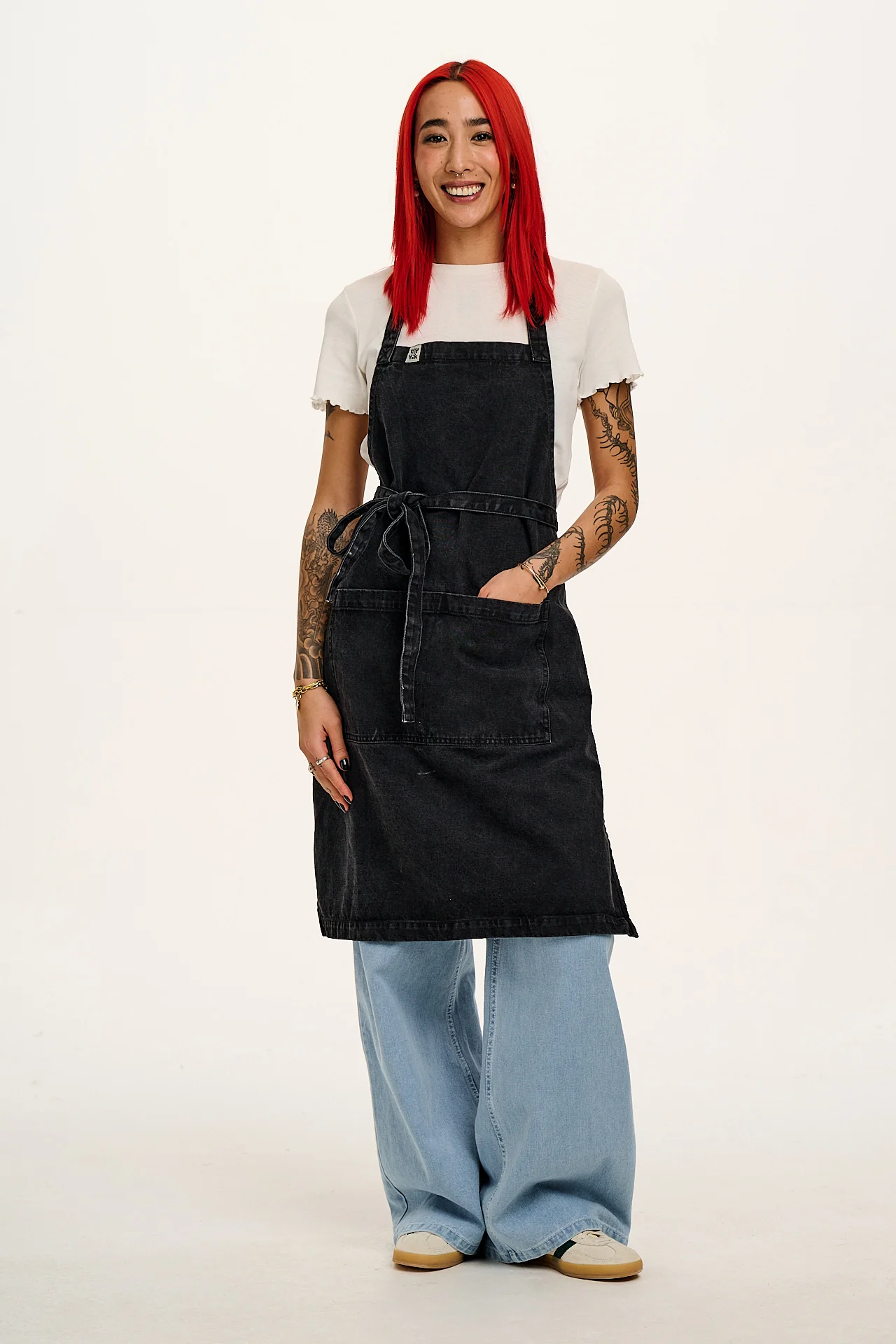 Amaia - Heavyweight Denim Apron in Washed Black