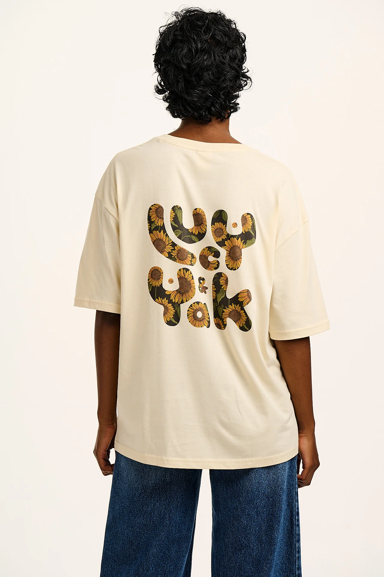 Benny - Organic Cotton Tee in Ecru with Logo Sunflower Print