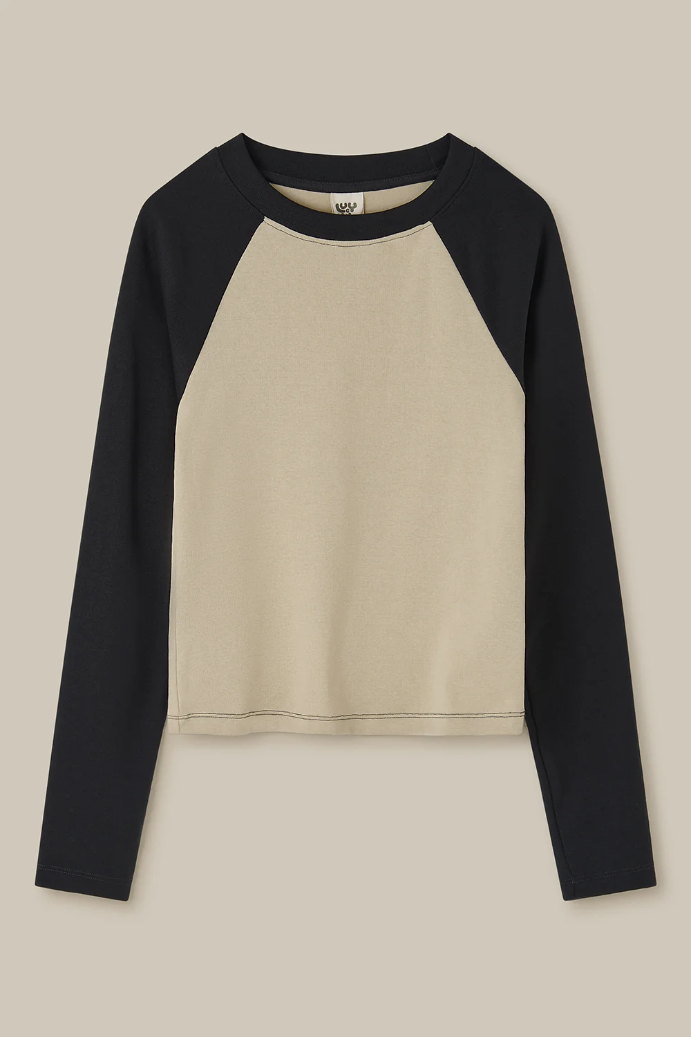 Avi - Long Sleeve Raglan Tee in Black & Beige
