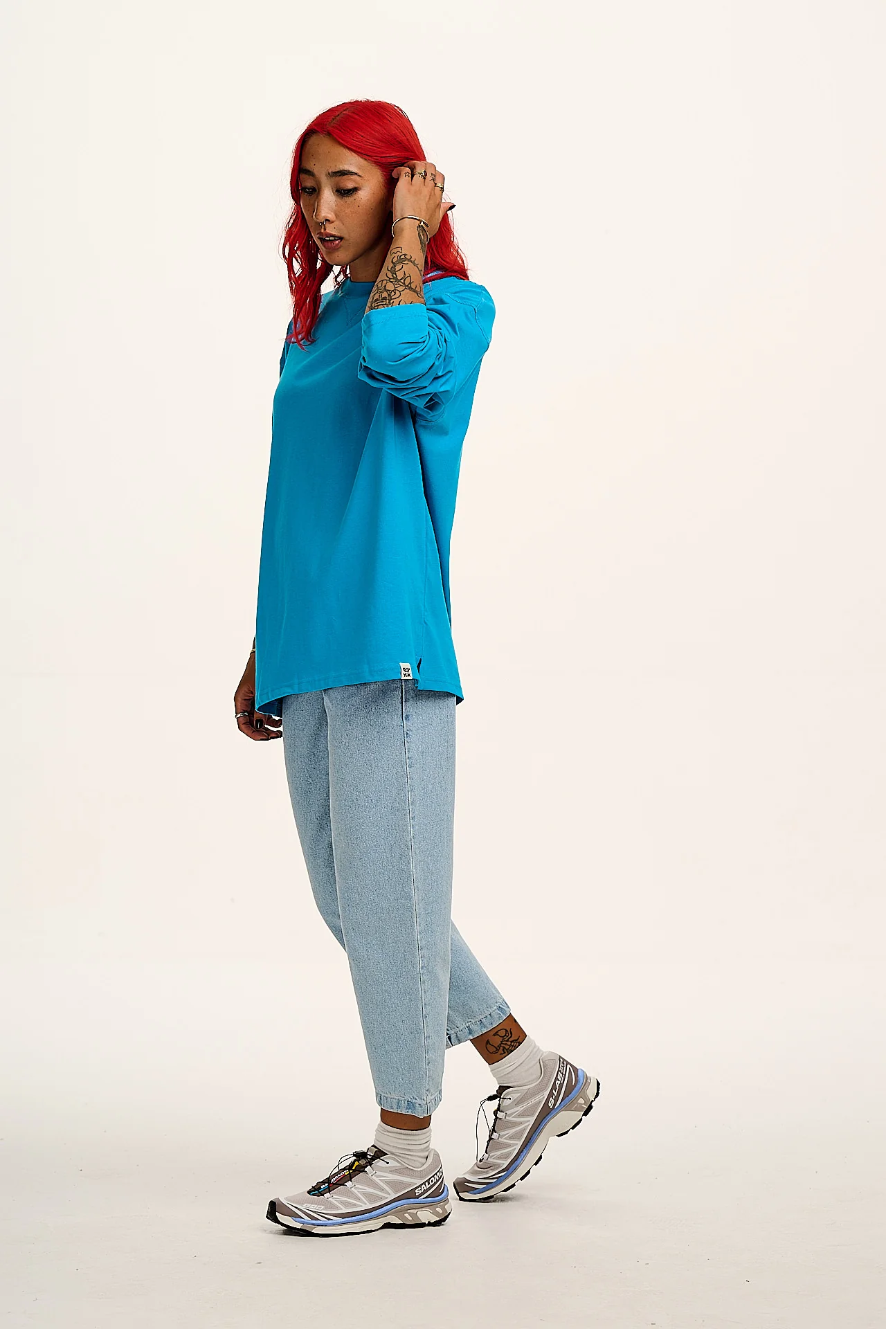 Murat - Long Sleeve Lightweight Cotton Tee in Hawaiian Blue