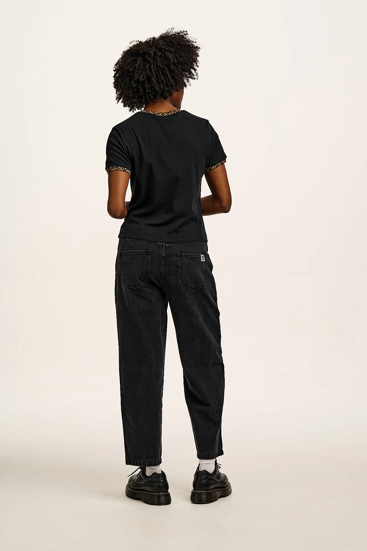 Maya - Cotton Tee in Black Leopard Print