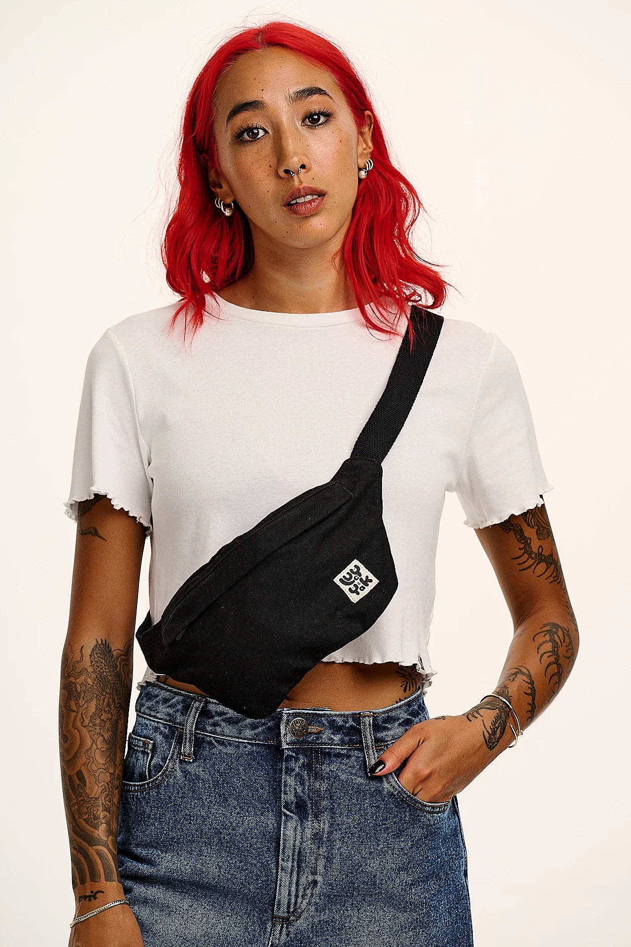 Brodie - Canvas Bumbag in Black