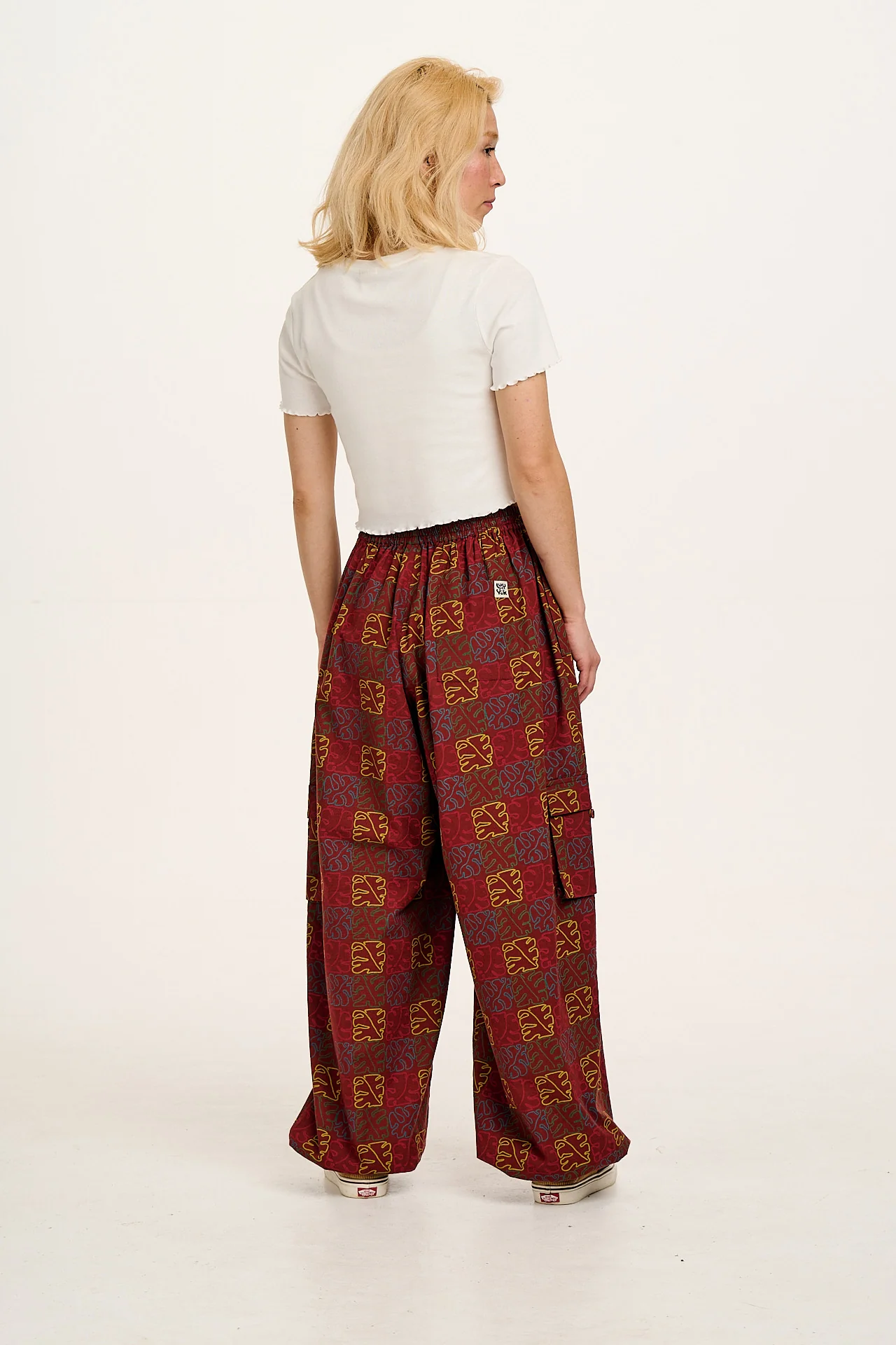 Rumi - Wide Leg Cotton & Linen Trousers in Red Nema Print