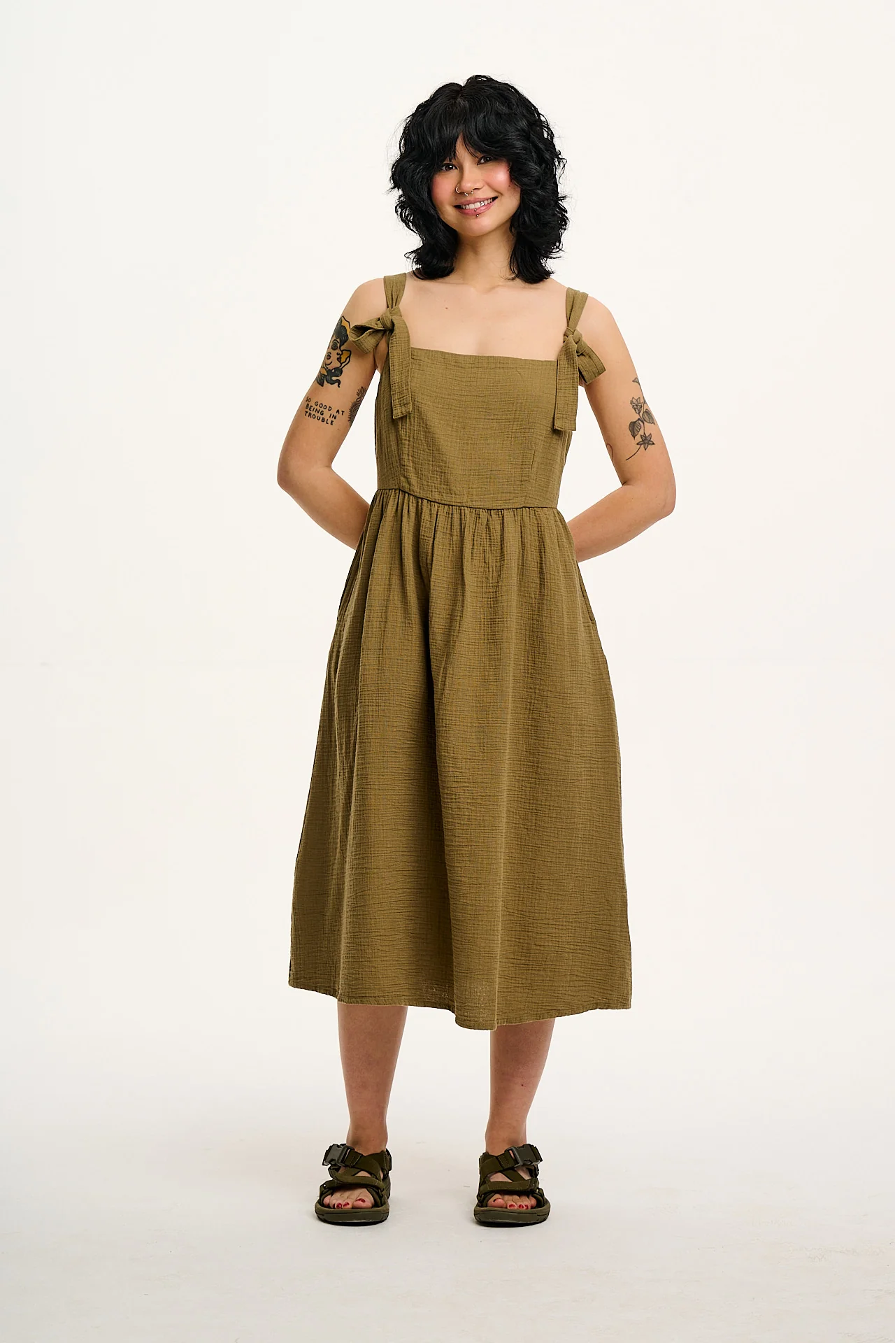 Faye - Midi Cotton Gauze Dress in Khaki Green