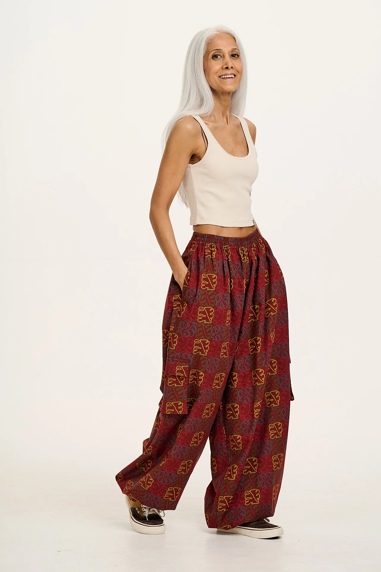 Rumi - Wide Leg Cotton & Linen Trousers in Red Nema Print