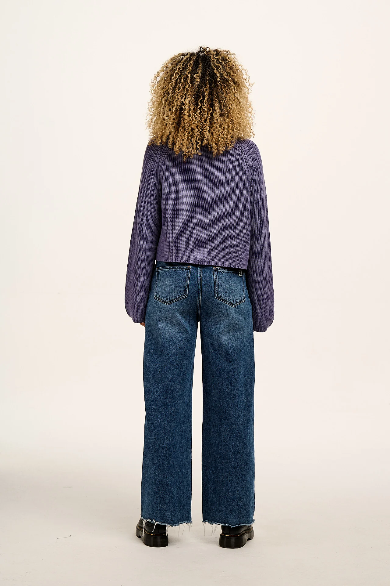 Robyn - V-Neck Cotton Cardigan in Purple