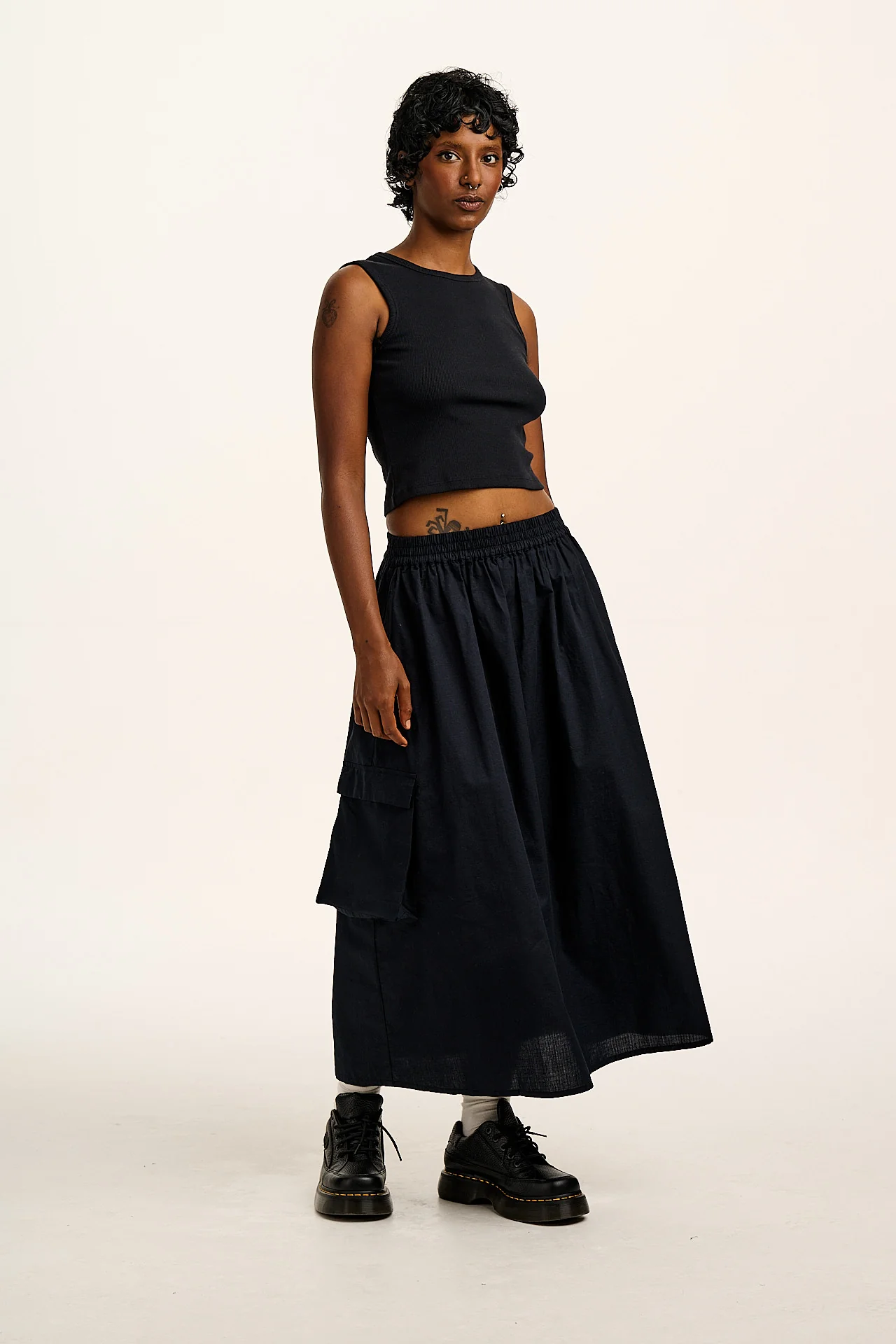 Rue - Ribbed Tank Top in Black