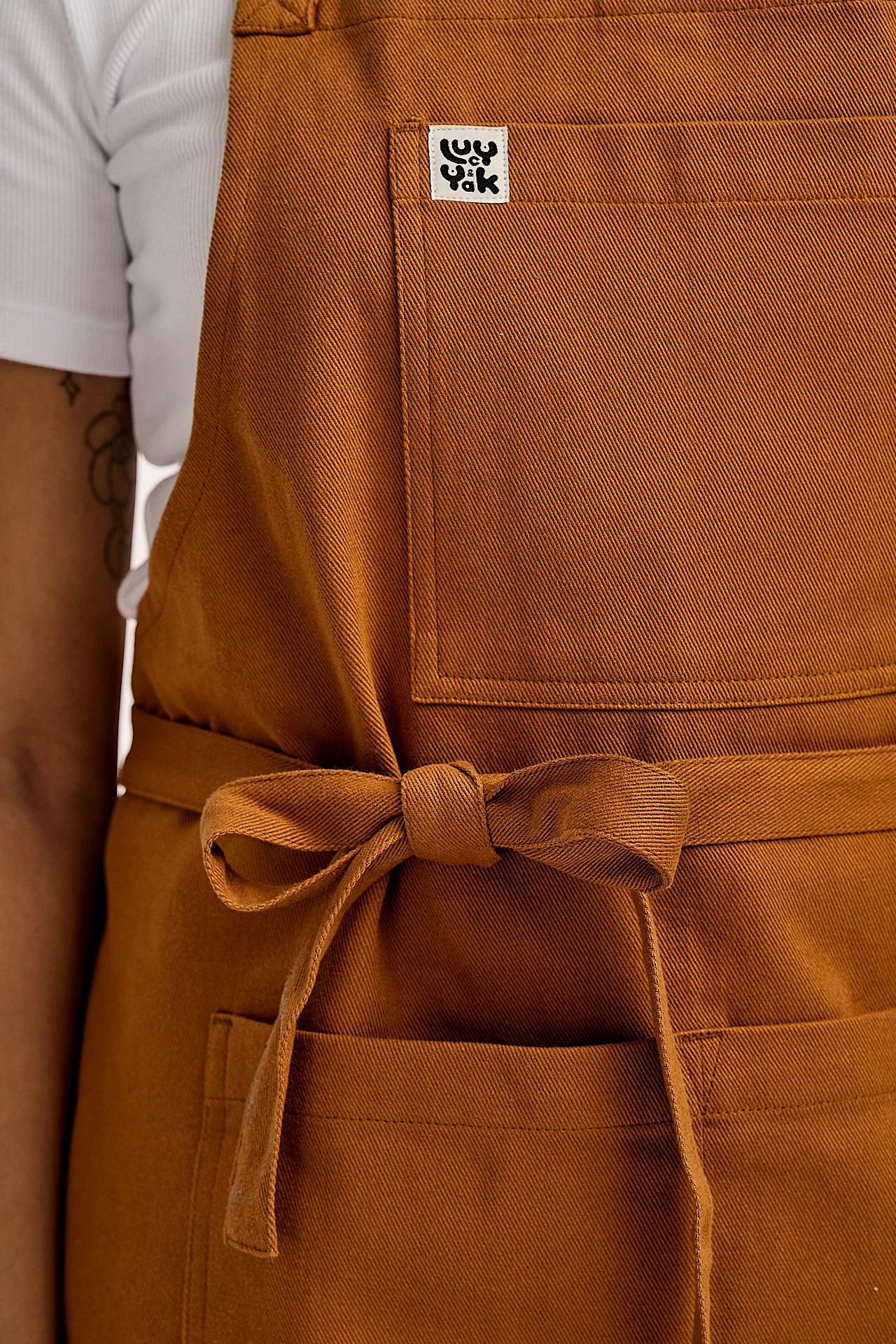 Ada - Heavyweight Cotton Apron in Tan