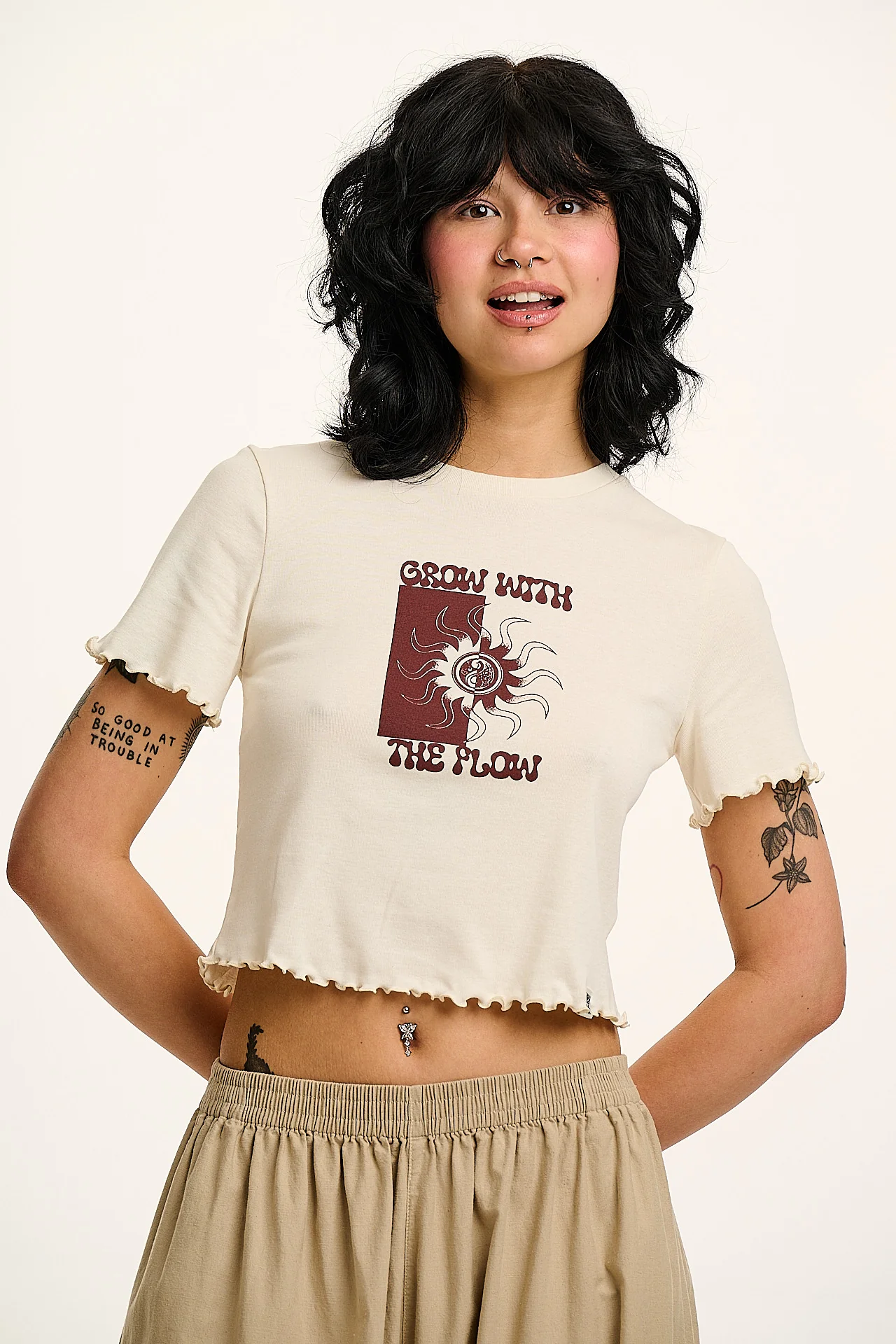 Greta - Cropped Cotton Top in Grow with the Flow Print