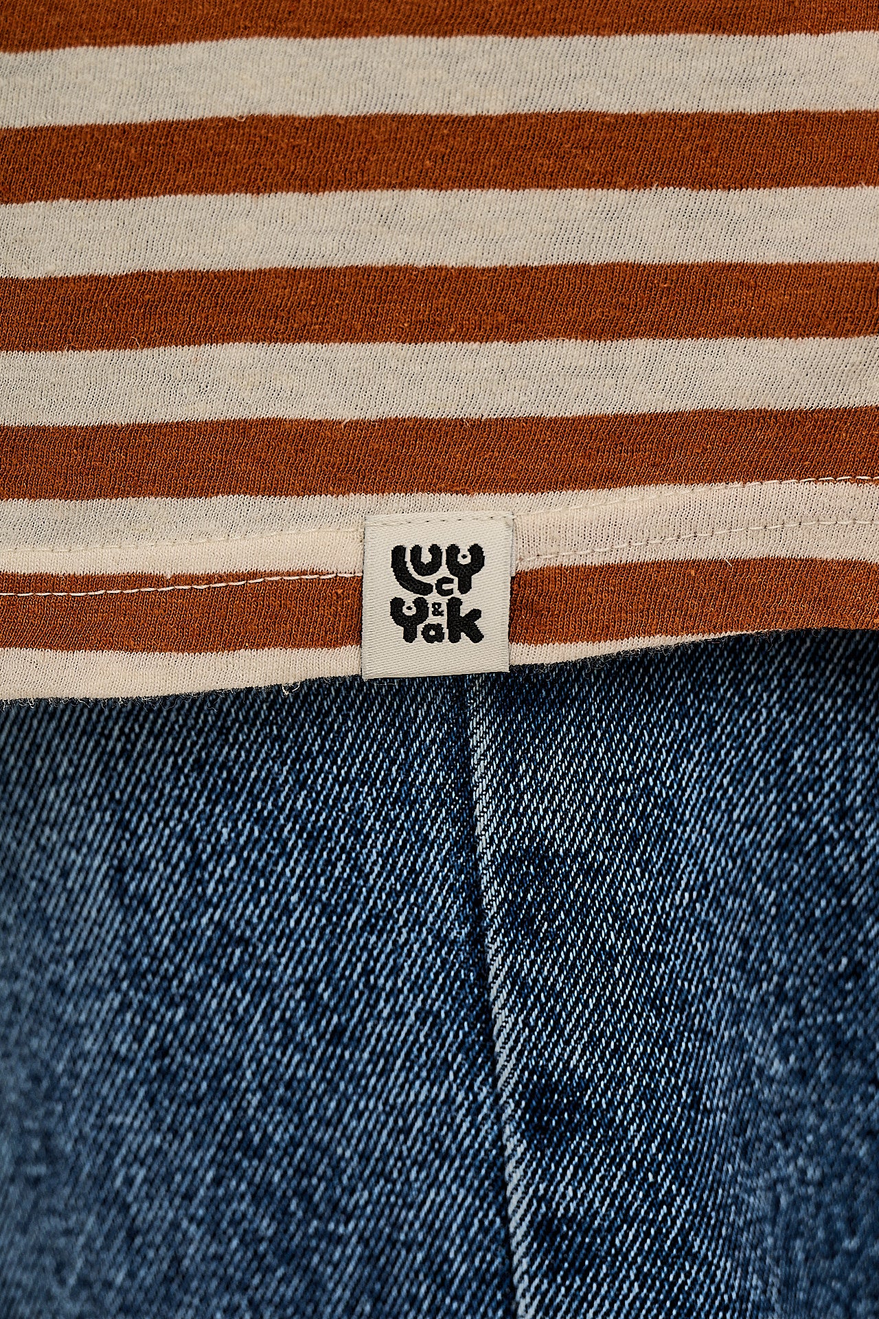 Murat - Long Sleeve Lightweight Cotton & Hemp Tee in Amber & Ecru Stripe