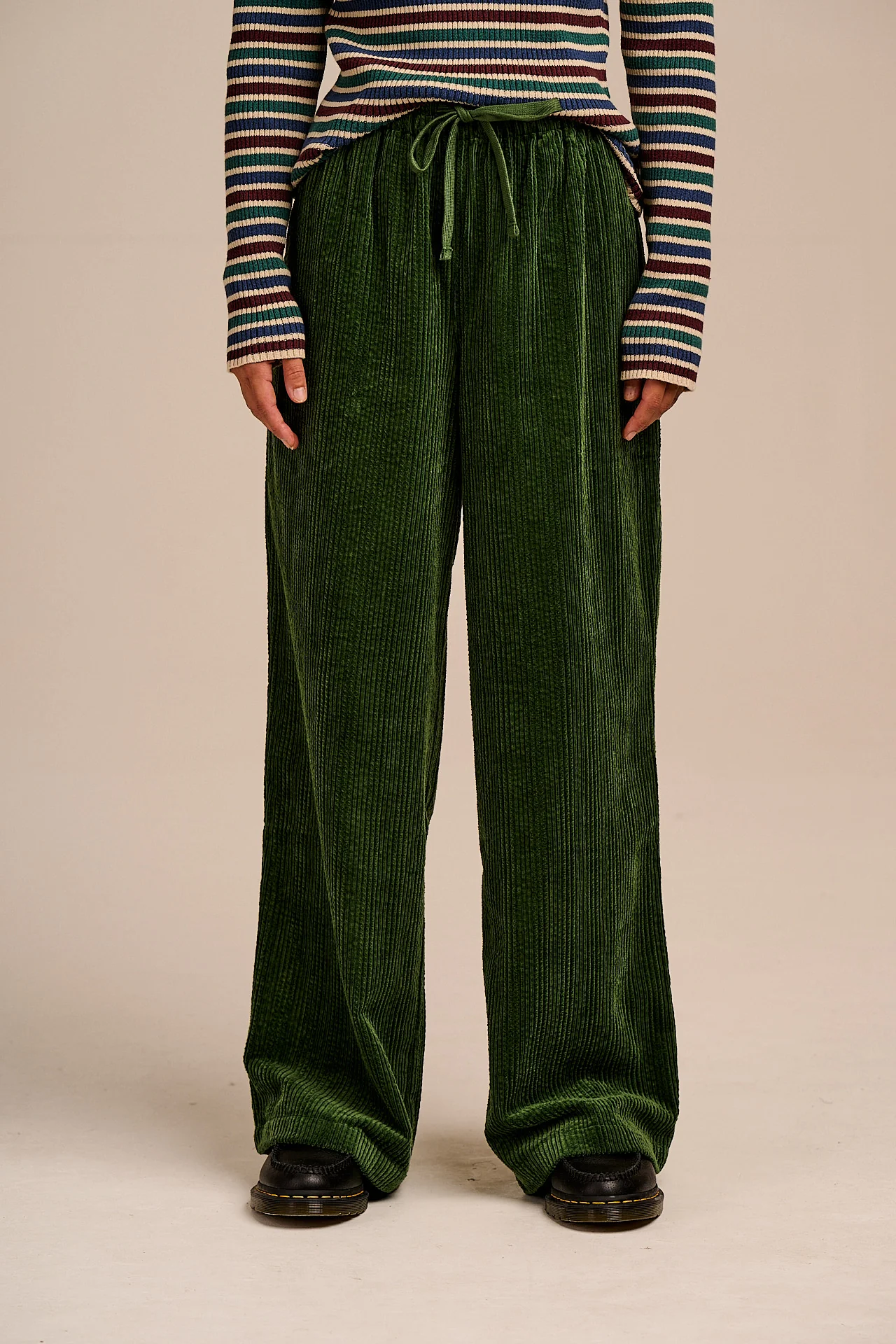 Norris - Wide Leg Corduroy Trousers in Fir Green