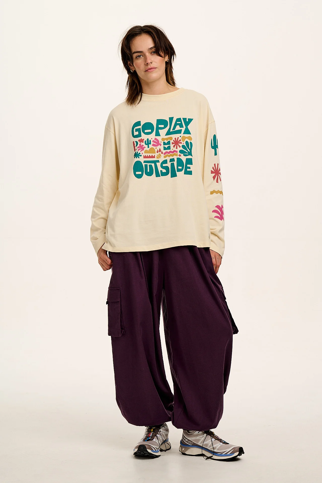 Murat - Long Sleeve Lightweight Cotton Tee in Go Outside Print