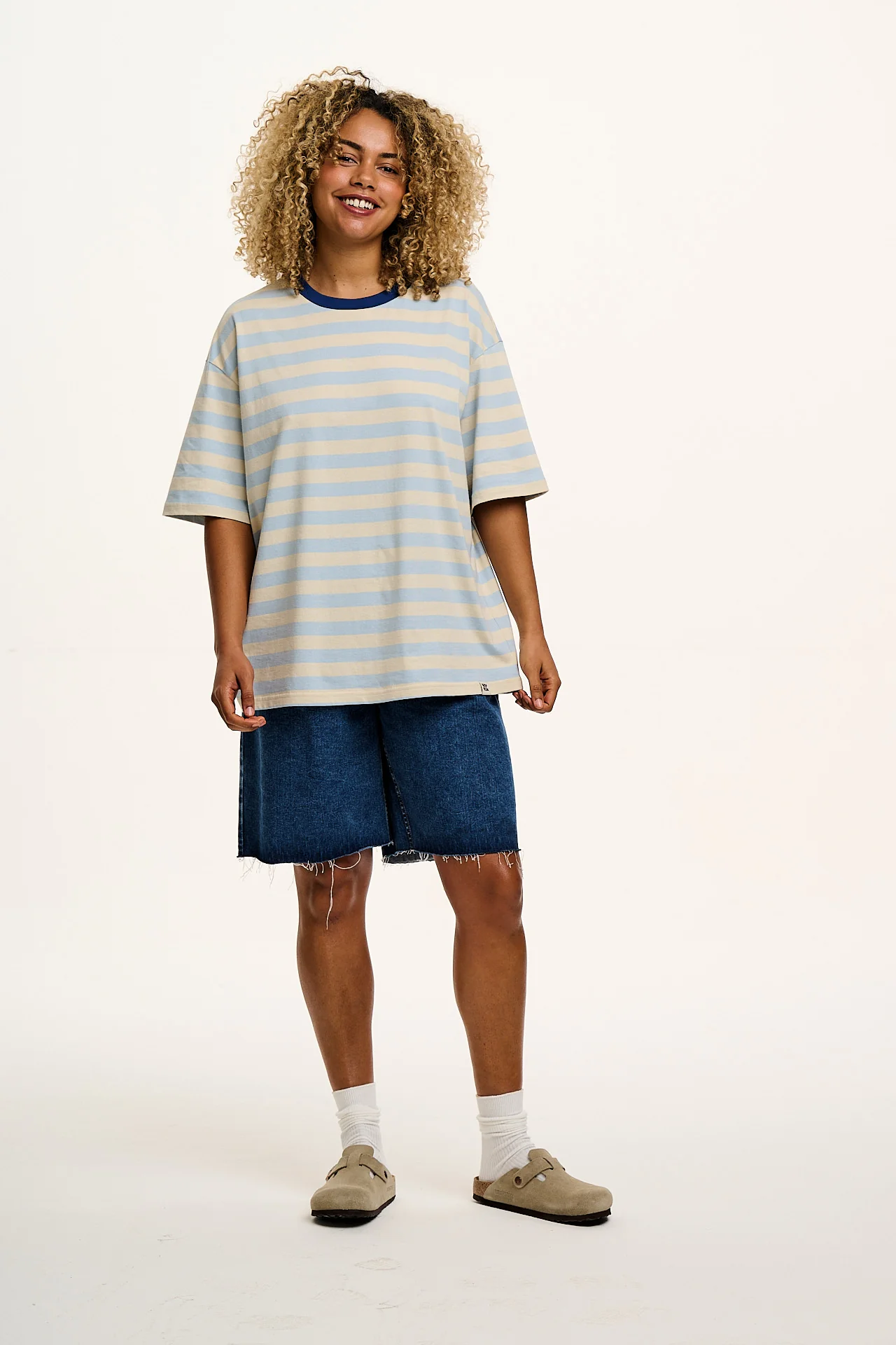 Benny - Oversized Cotton Tee in White & Blue Stripe