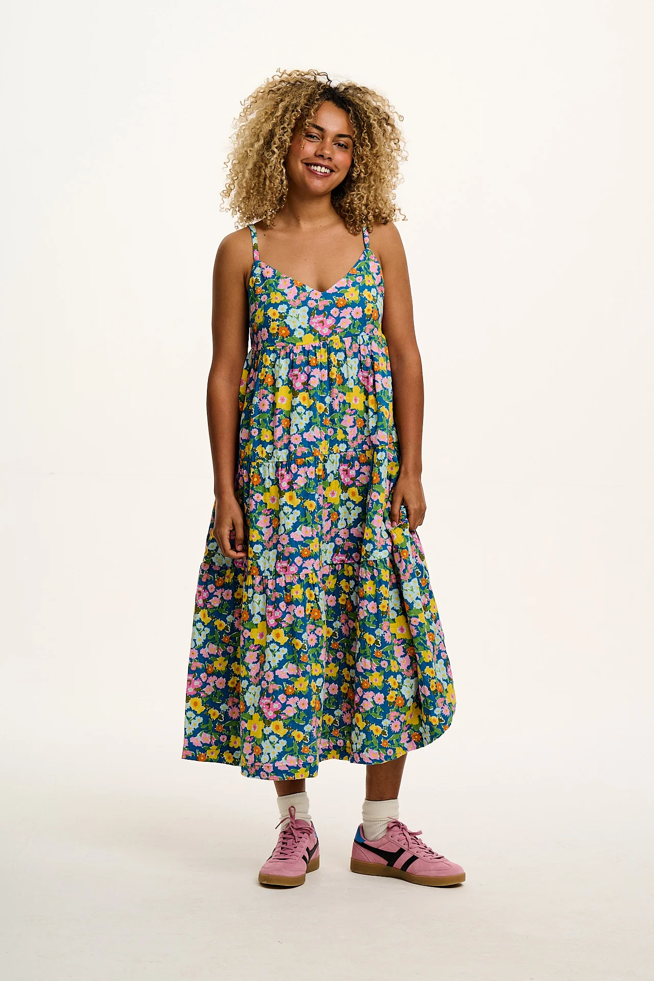 Mable - Maxi Dress in Island Blooms Scribbled Floral Print