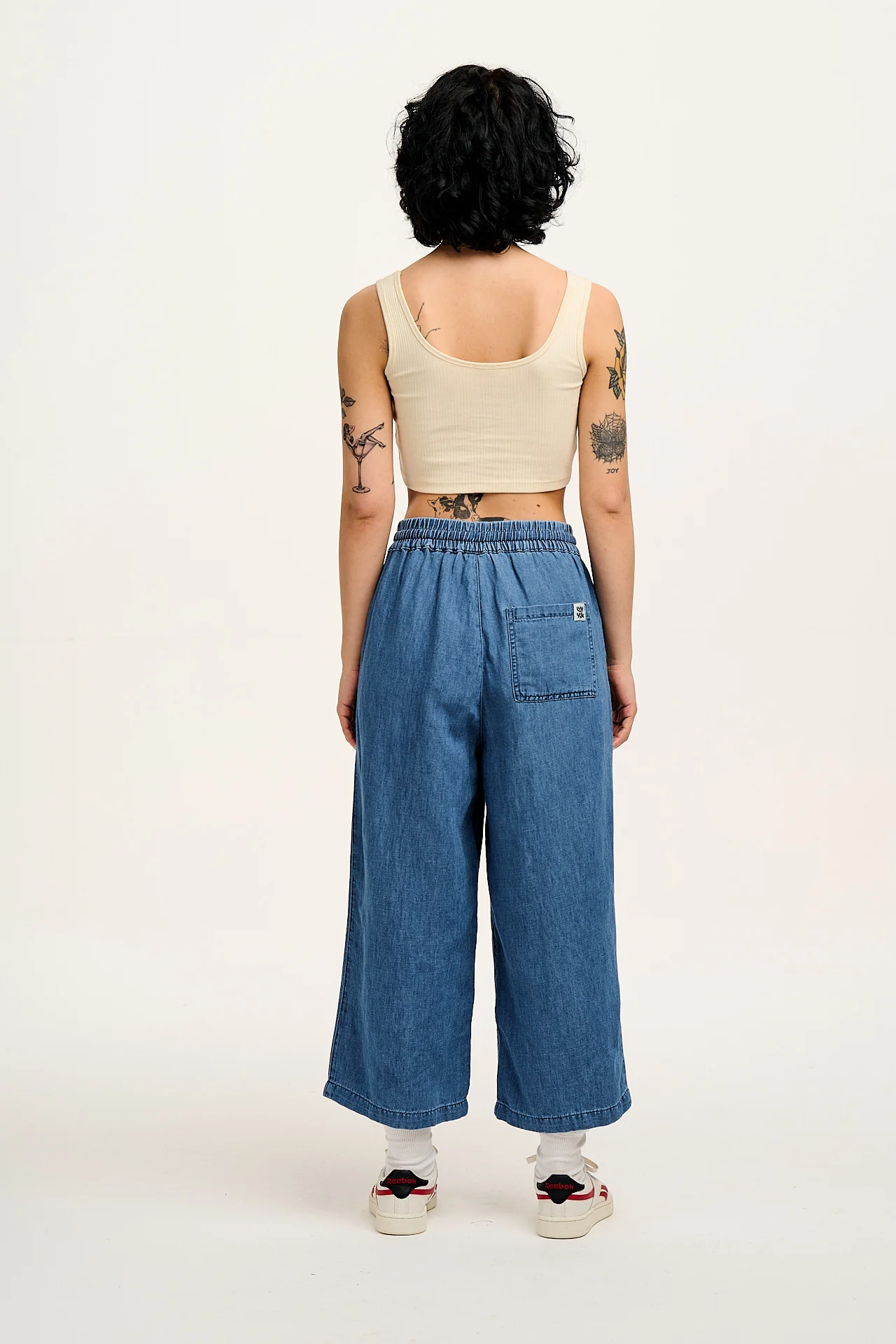 Chuck - Cotton & Hemp Trousers in Mid Wash Blue