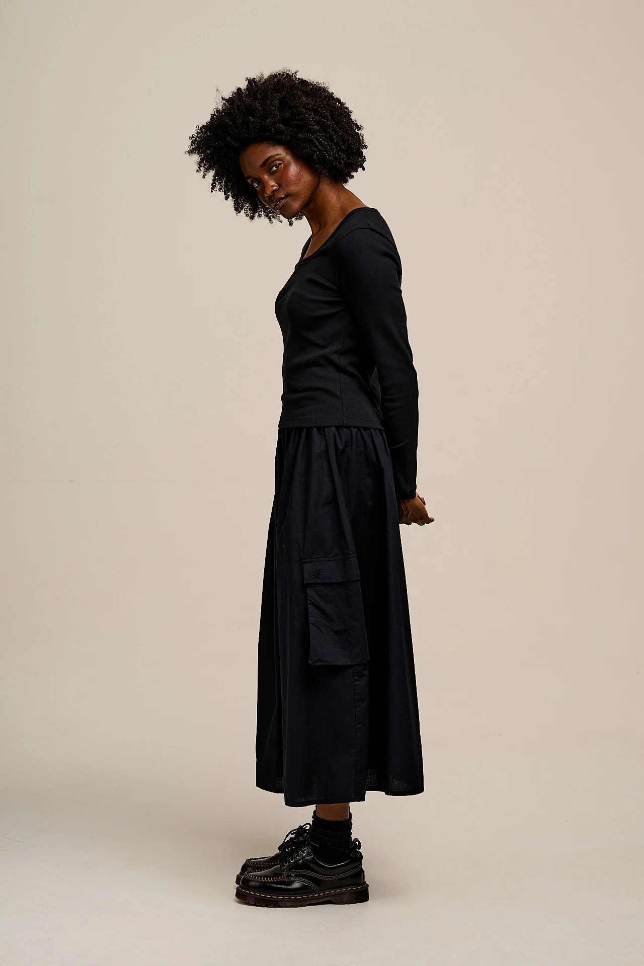 Remy - Ribbed Cotton Scoop Neck Long Sleeve Tee in Black