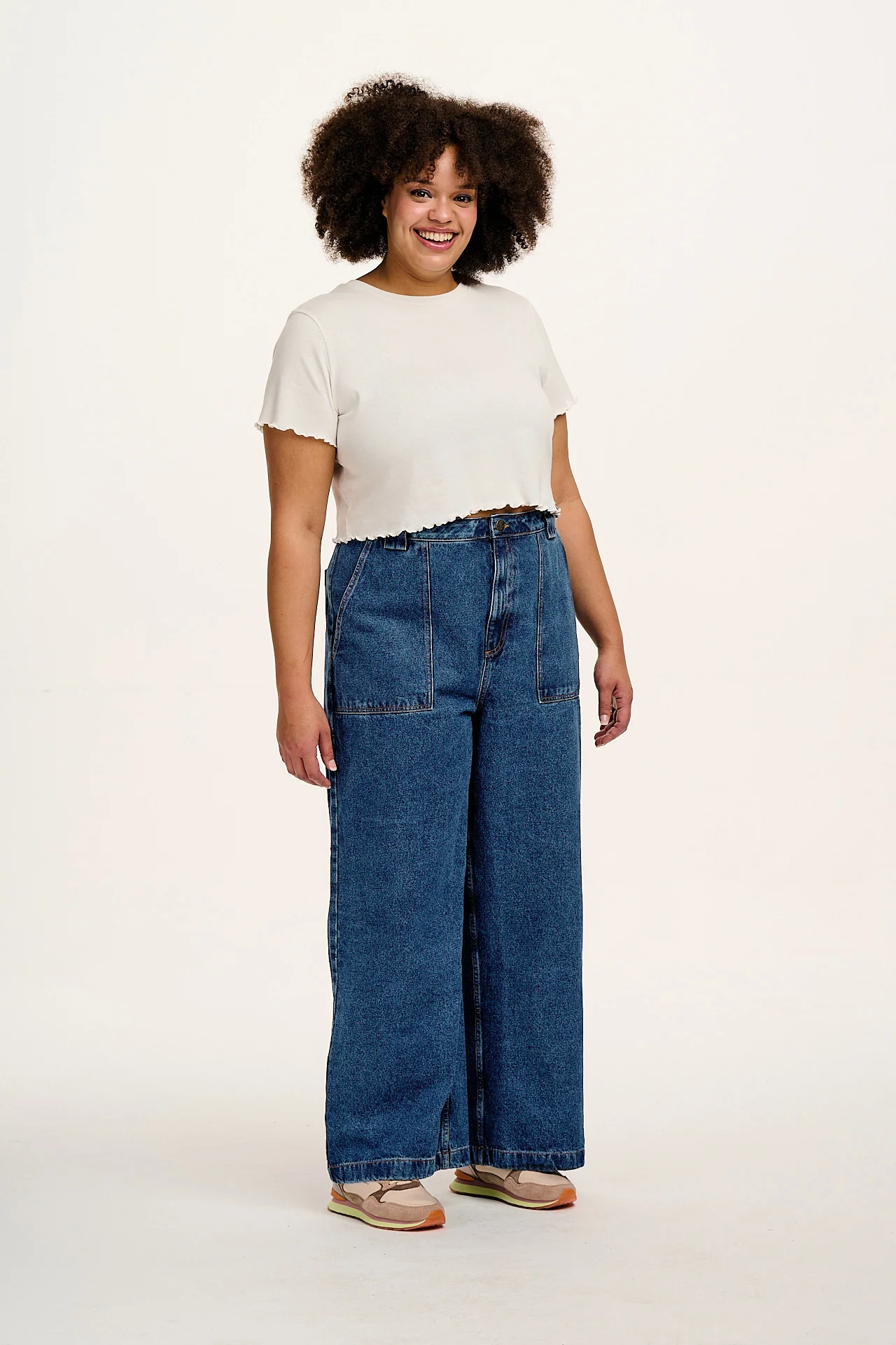 Delores - Wide Leg Denim Jeans in Mid Wash Blue