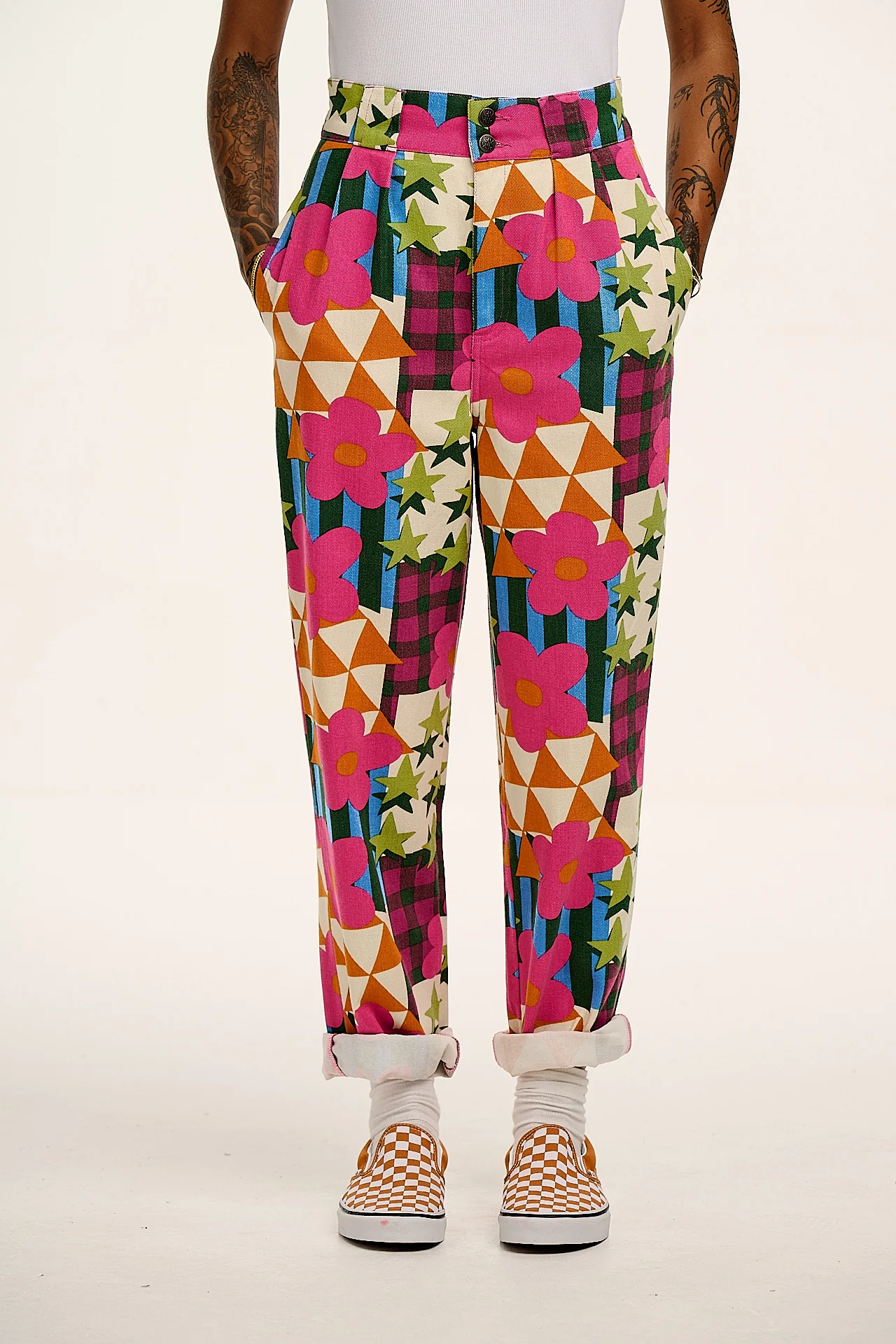 Addison - Cotton Jeans in Young at Heart Print