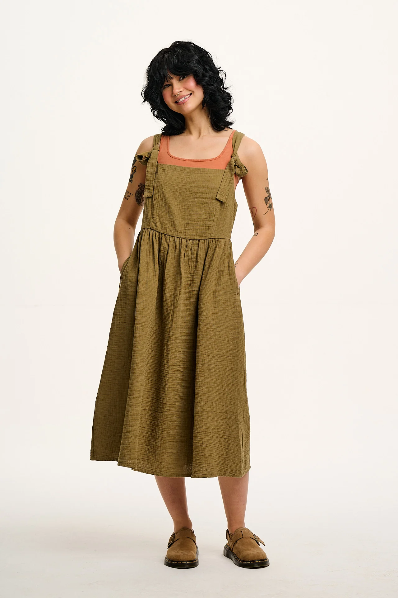 Faye - Midi Cotton Gauze Dress in Khaki Green