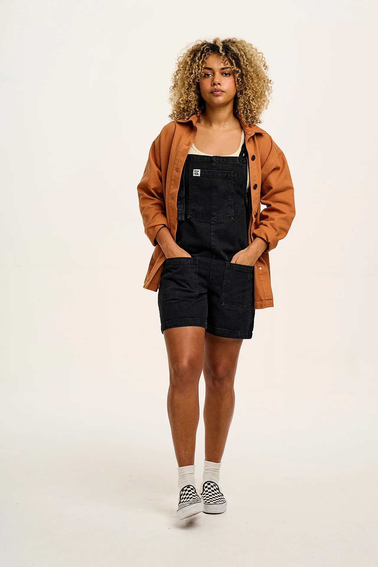 Original - Denim Dungaree Shorts in Washed Black