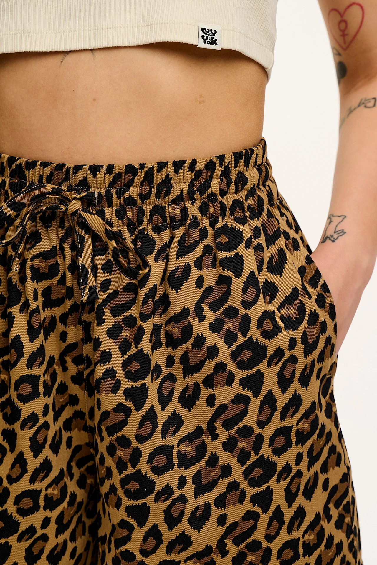 Charlie - Cotton Shorts in Leopard Print