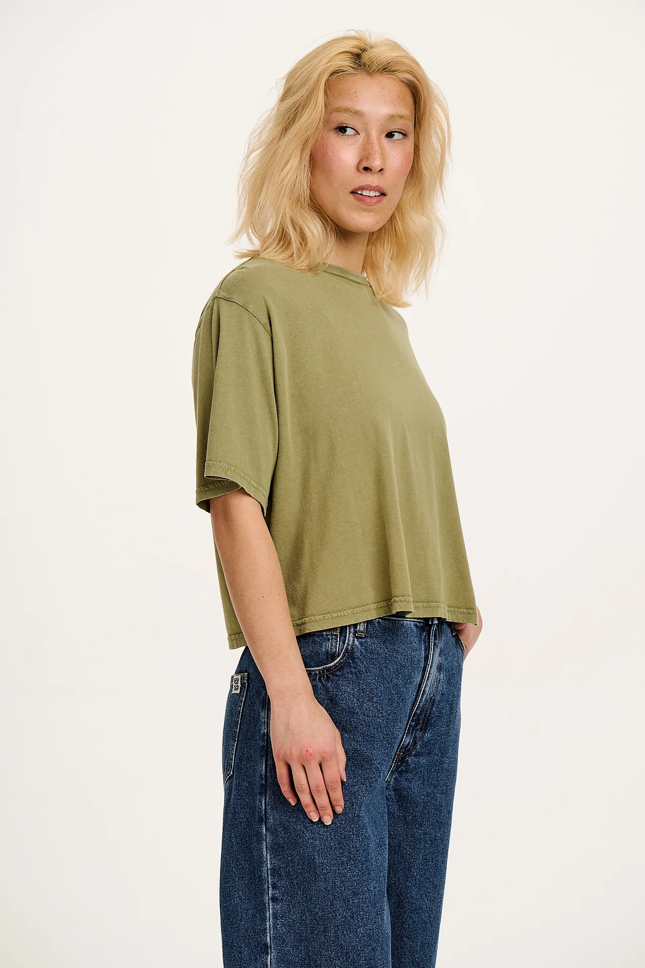 Zayla - Cropped Boxy Tee in Herb Garden Green