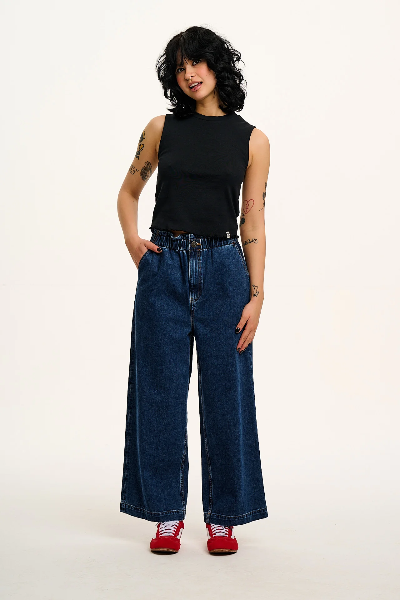 Cody - Paper Bag Jeans in Mid Wash Blue Denim