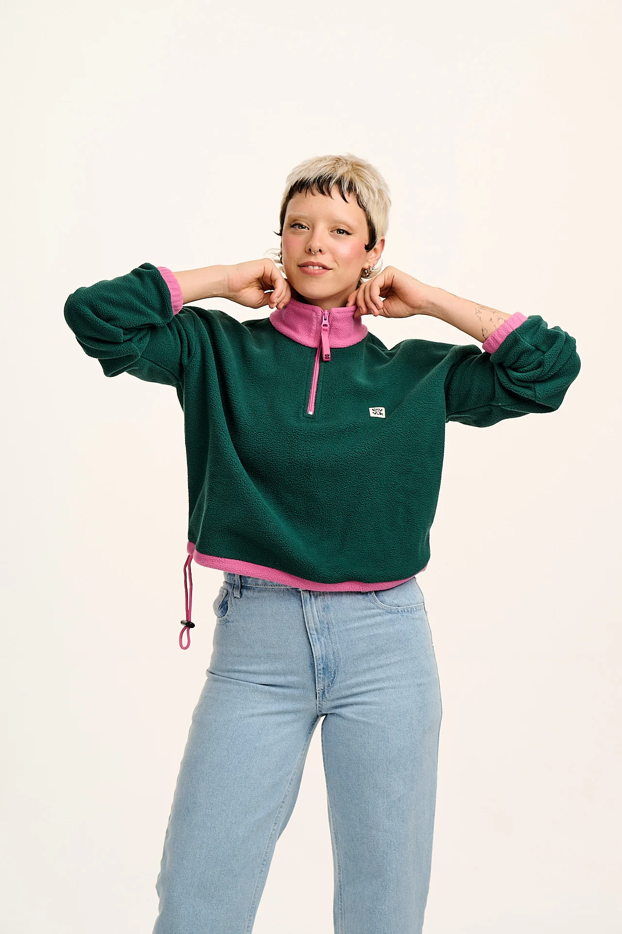 Blake - Cropped Polar Fleece in Green with Pink Contrast