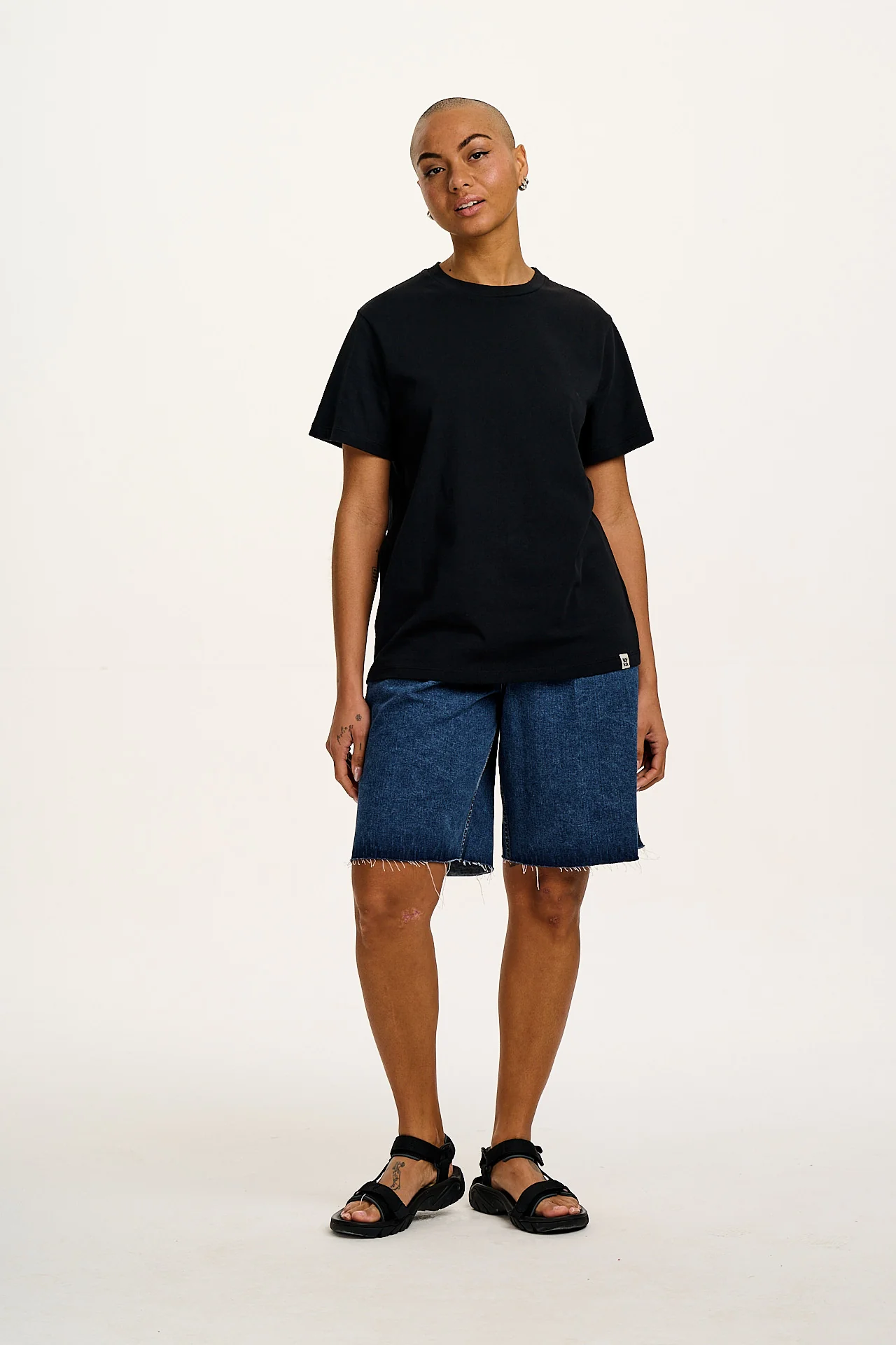 Denver - Cotton Tee in Black