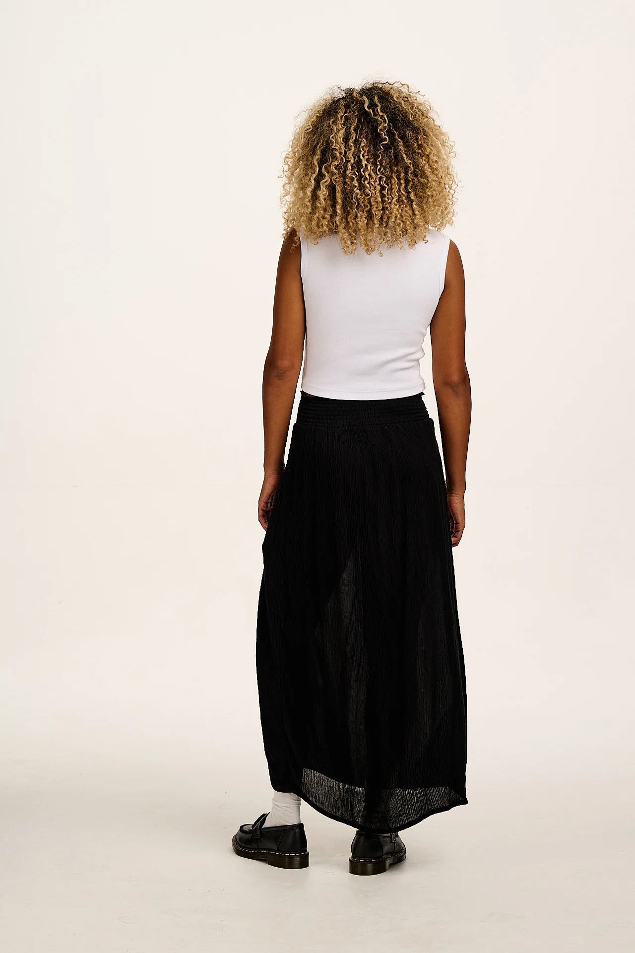 Poppy - Elasticated Waist Skirt in Black