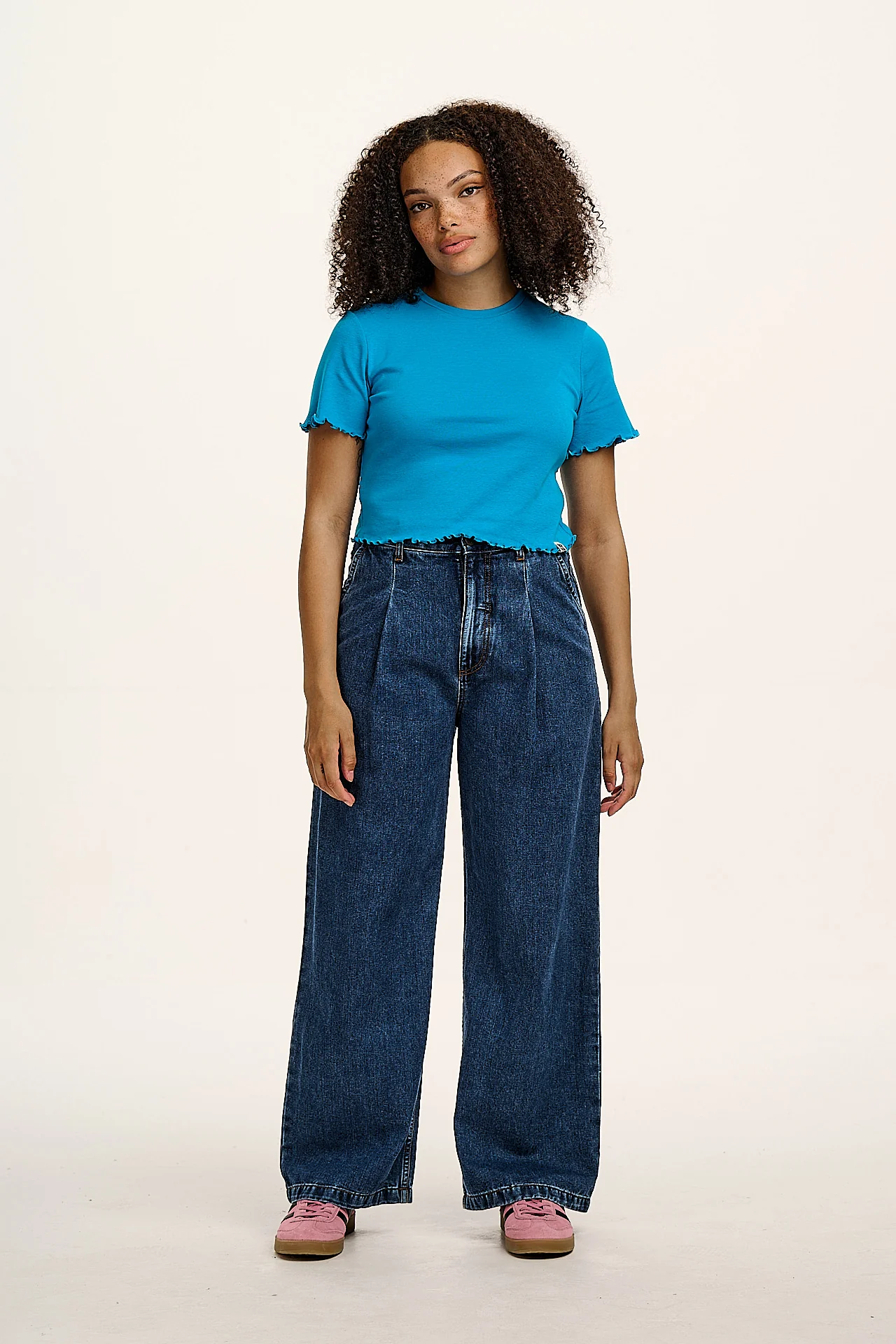 Greta - Cropped Cotton Top in Hawaiian Blue