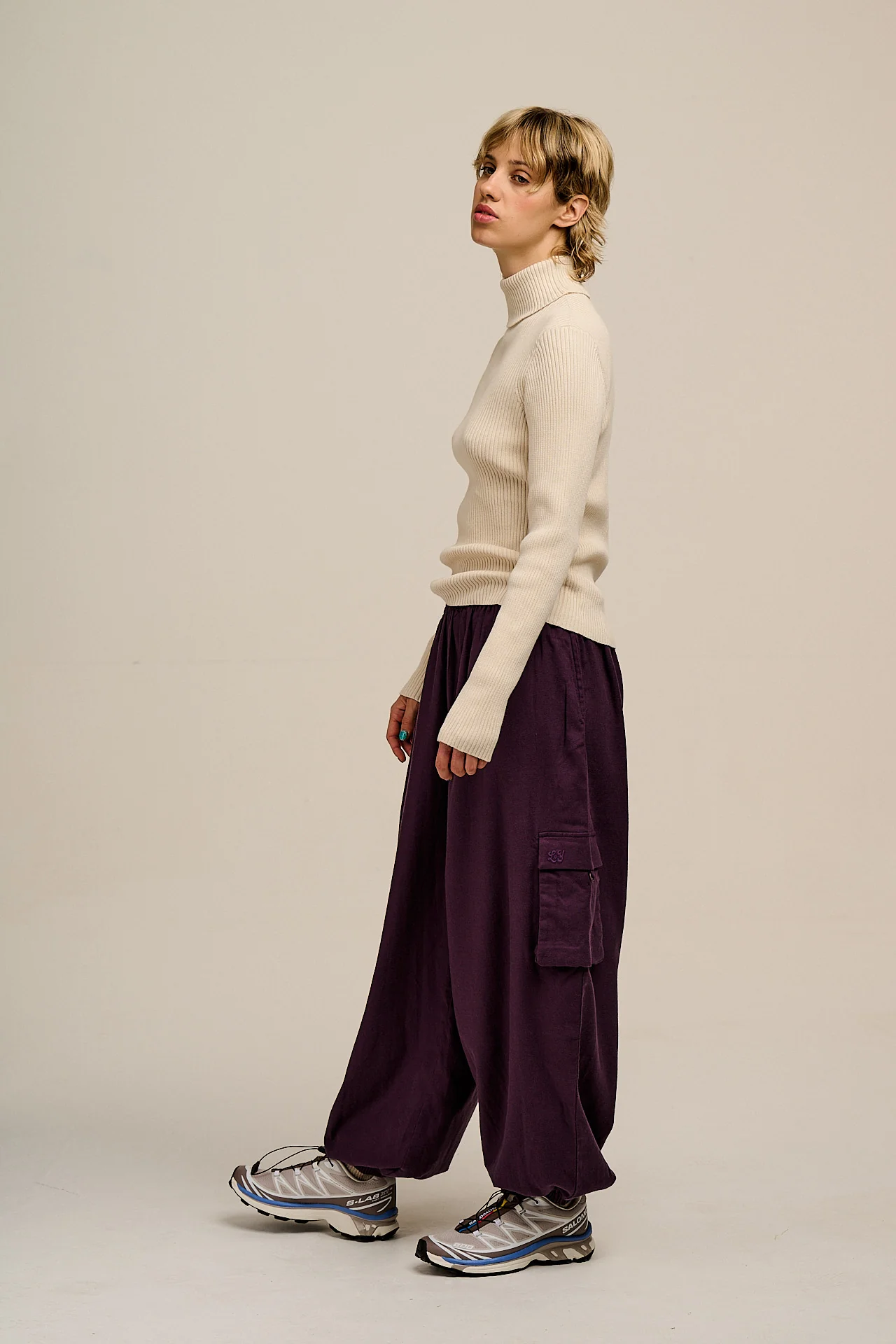 Rumi - Brushed Cotton Barrel Trousers in Plum Perfect