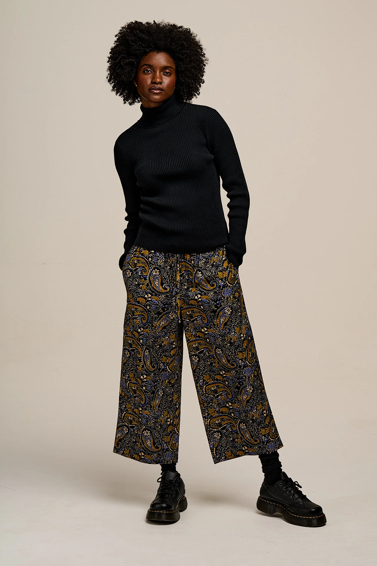 Chuck - Wide Leg Cotton Trousers in Grunge Blue Paisley Print