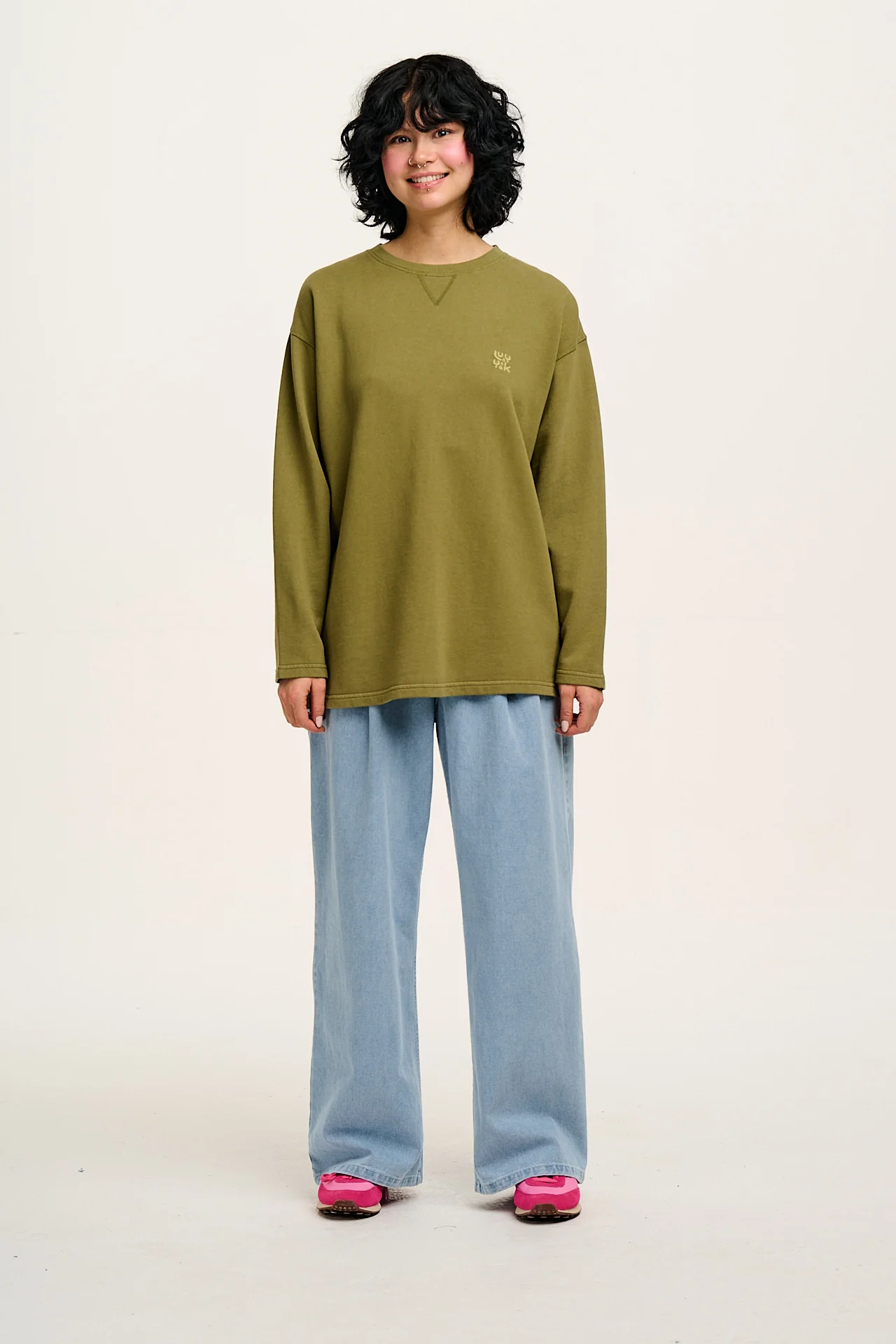 Cole - Wide Leg Denim Jeans in Light Wash Blue