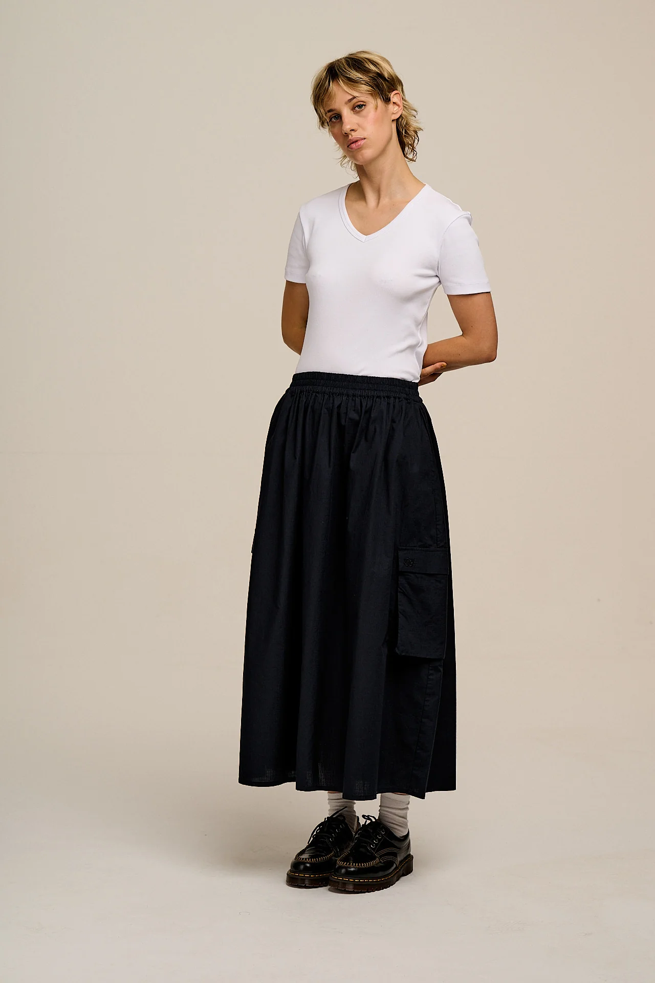 Dakota - Midi Skirt in Black