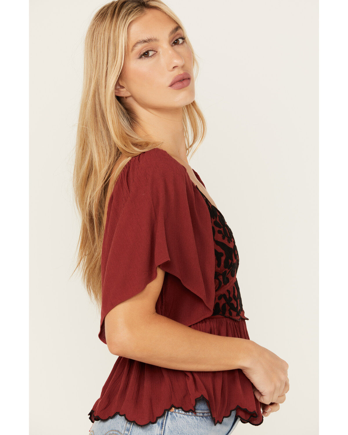 Shyanne Women's Embroidered Flutter Sleeve Top