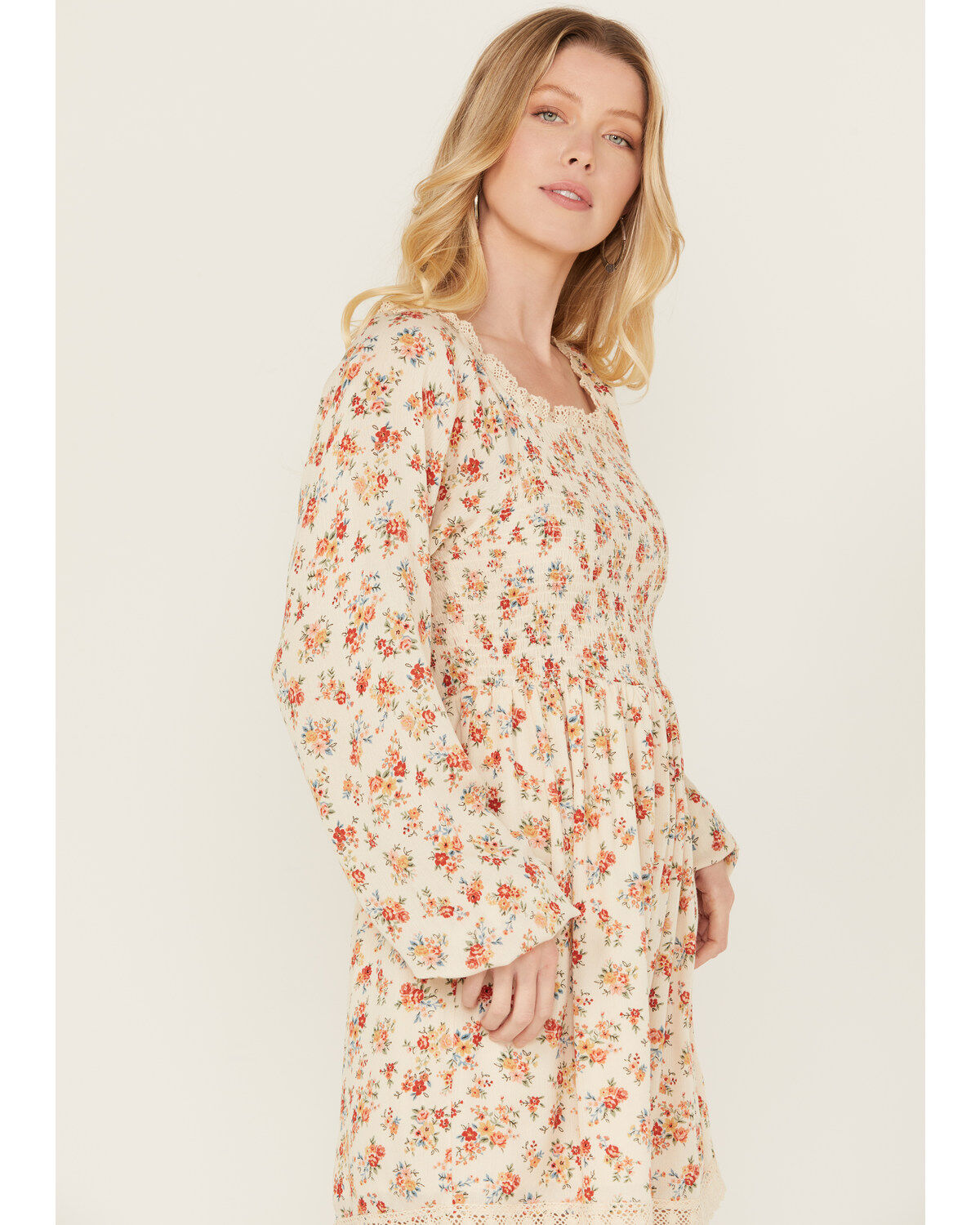 Wild Moss Women's Floral Print Smocked Long Sleeve Mini Dress