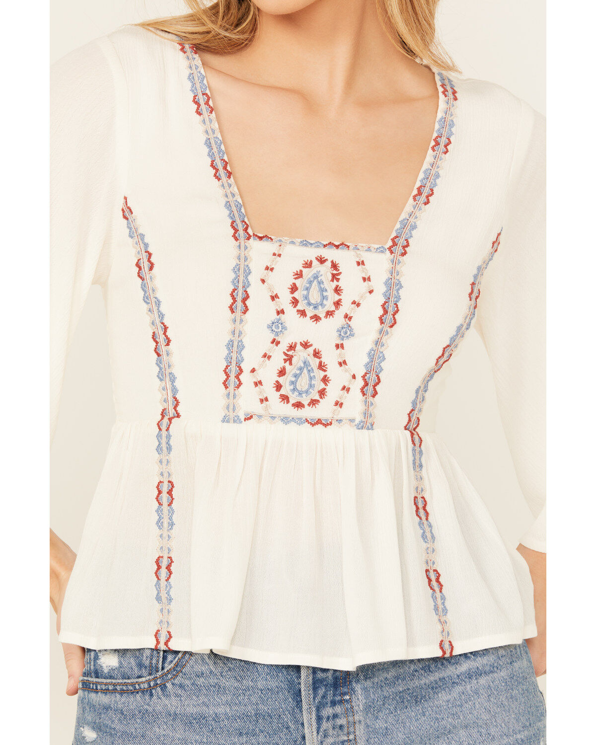 Shyanne Women's Embroidered Short Sleeve Crinkle Peplum Top