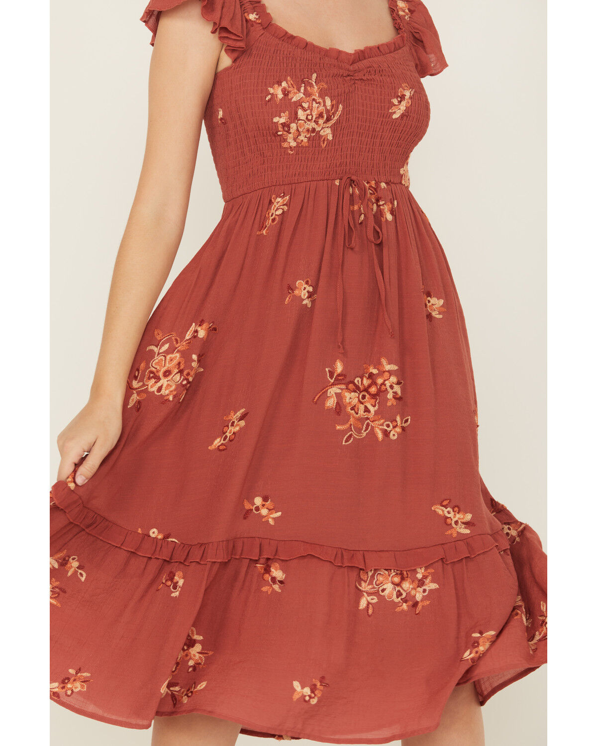 Wild Moss Women's Floral Embroidered Short Sleeve Midi Dress