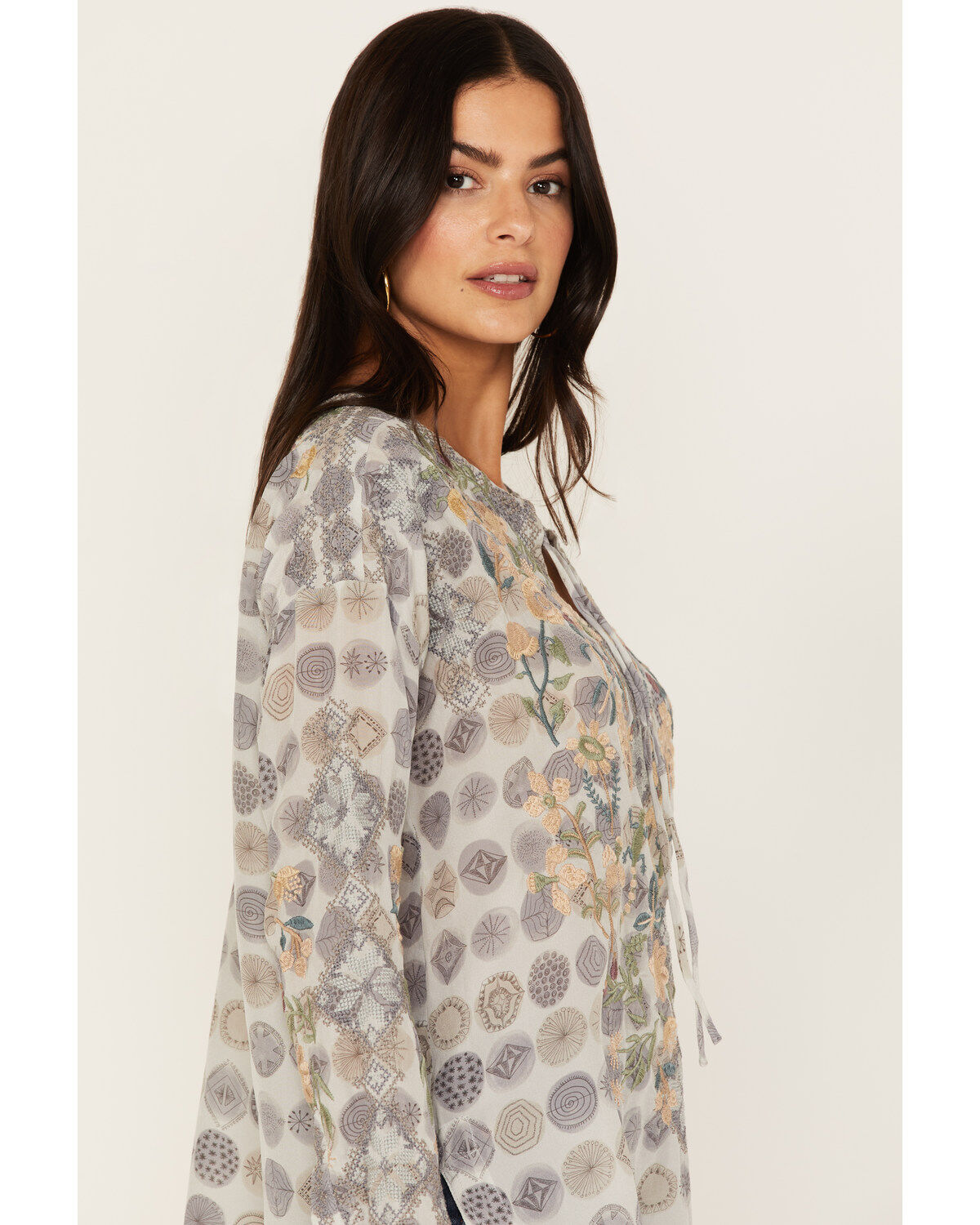 Johnny Was Women's Lakeside Darlyn Embroidered Blouse