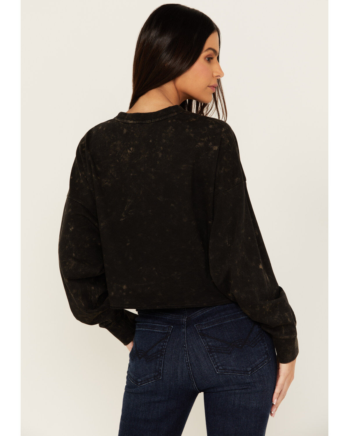 Rock & Roll Denim Women's Steer Head Graphic Long Sleeve Pullover